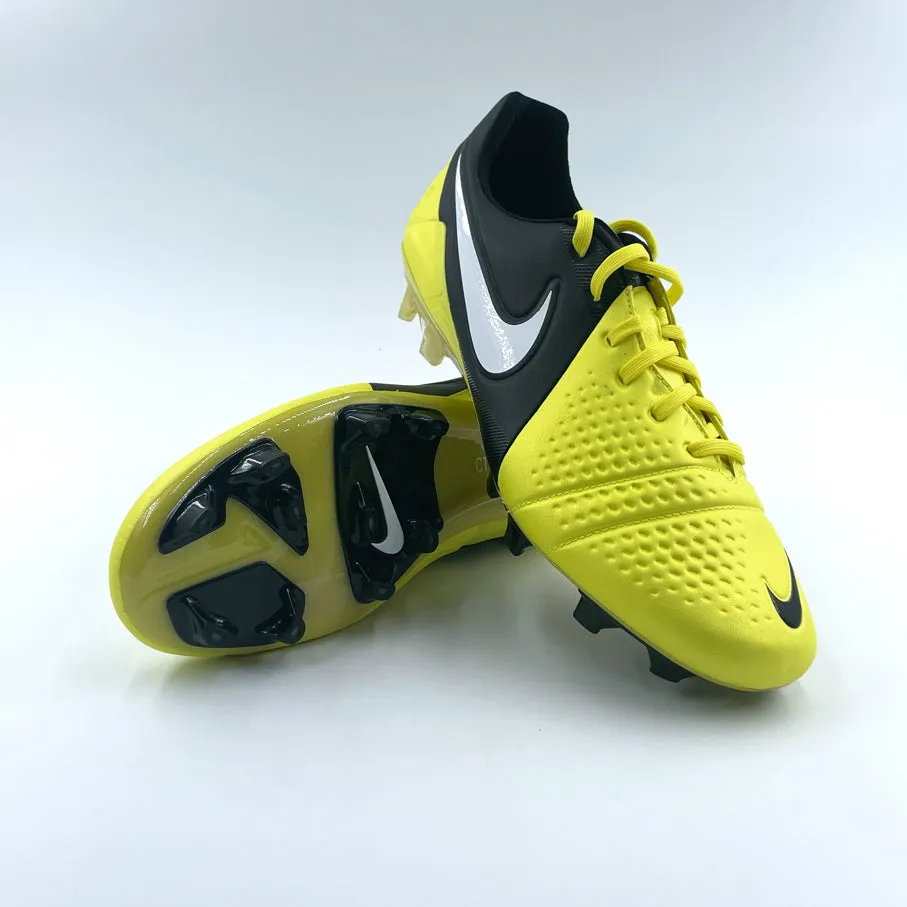 Nike CTR360 Maestri III FG Toe Cushion Balanced Performance