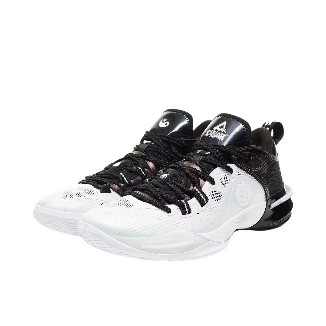 Jose Alvarado x Peak Taichi Flash 6 - White/Black Travel Fit Slip   On