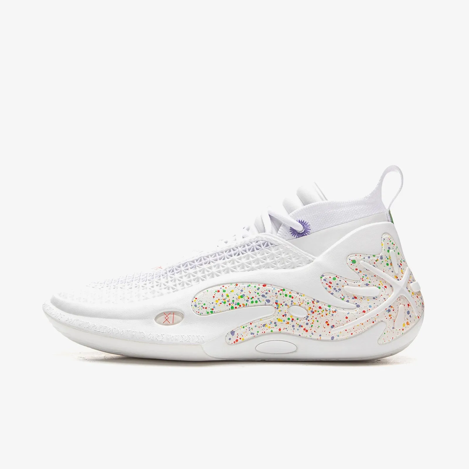 WOW 11 - 'Pixel' Comfort Driven Fit Multi Directional Traction Pattern