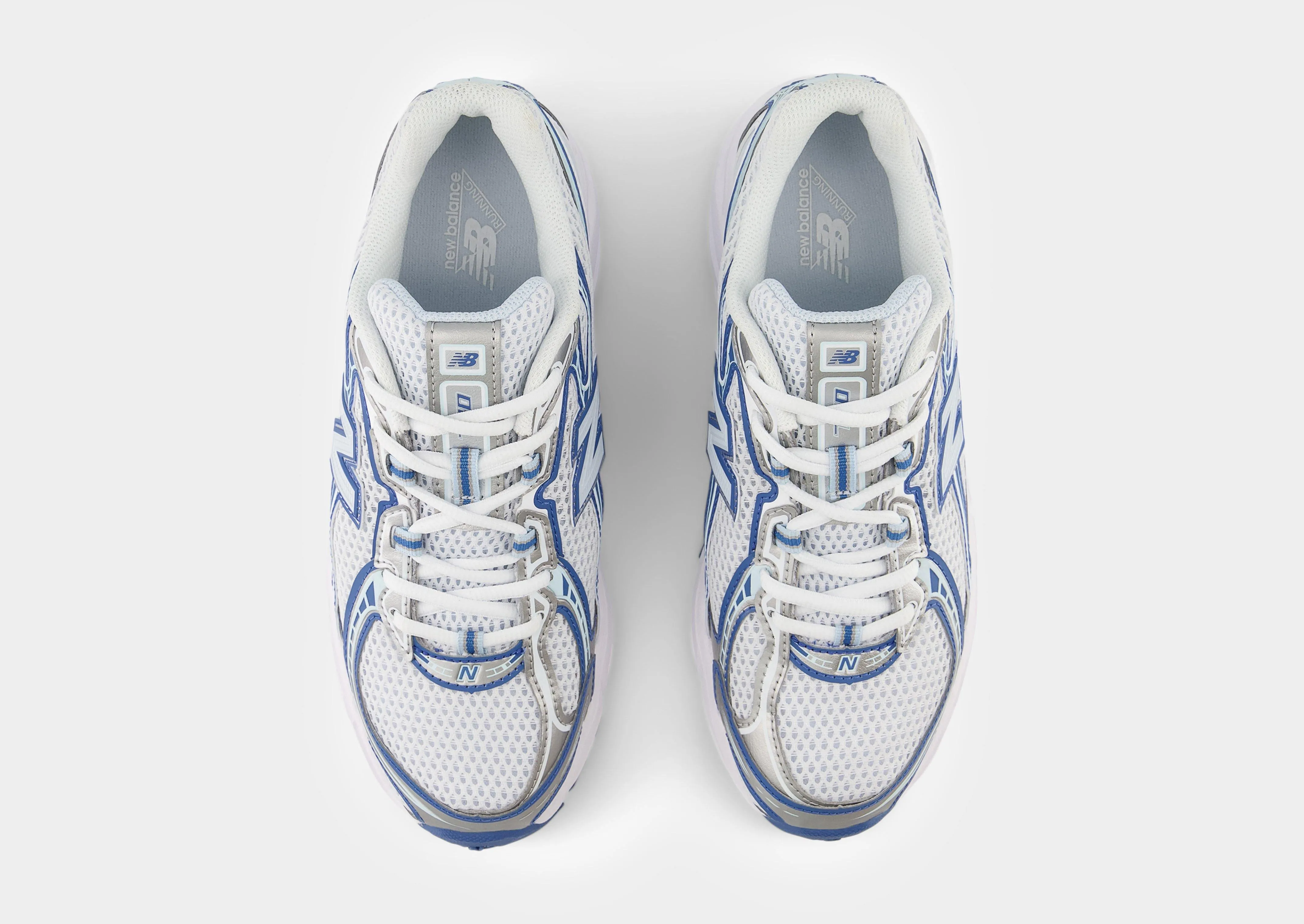 Anatomical Footbed Shape Training Sneakers 740