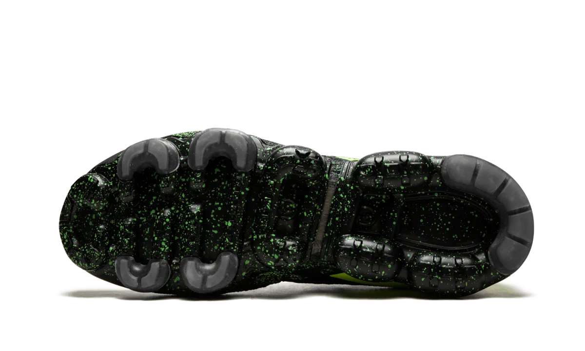Hurdling moisture - wicking advantage Air Vapormax FK Moc 2 "Acronym - Black/Volt"