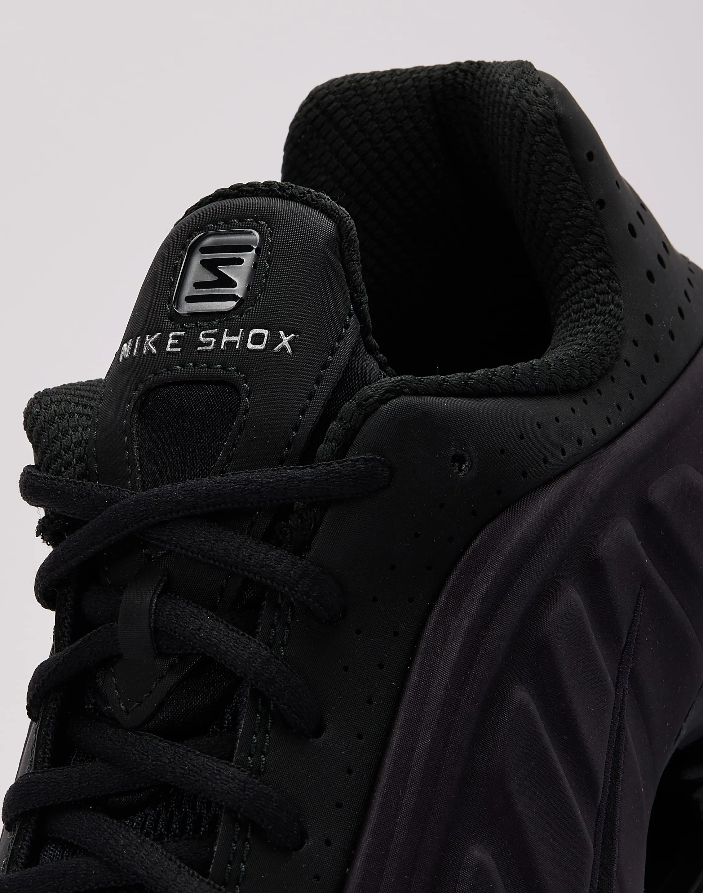 Nike Shox R4 Dock Easy