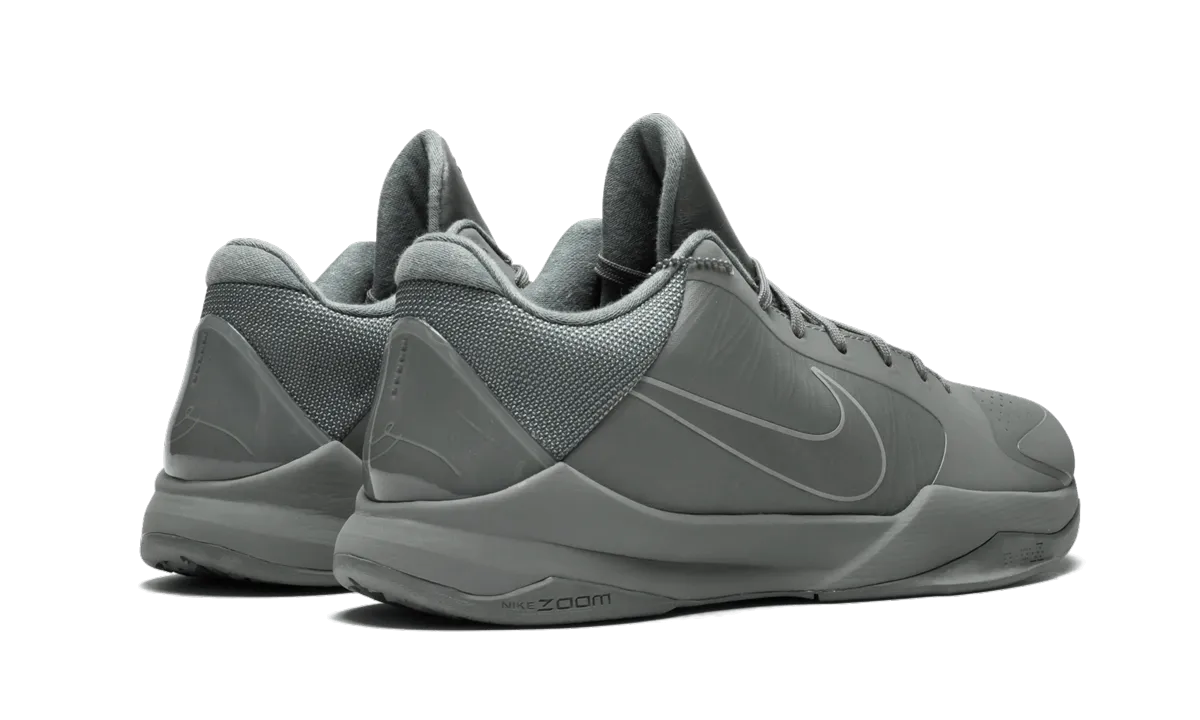 Hyper Responsive Bounce Zoom Kobe 5 FTB "Fade To Black"