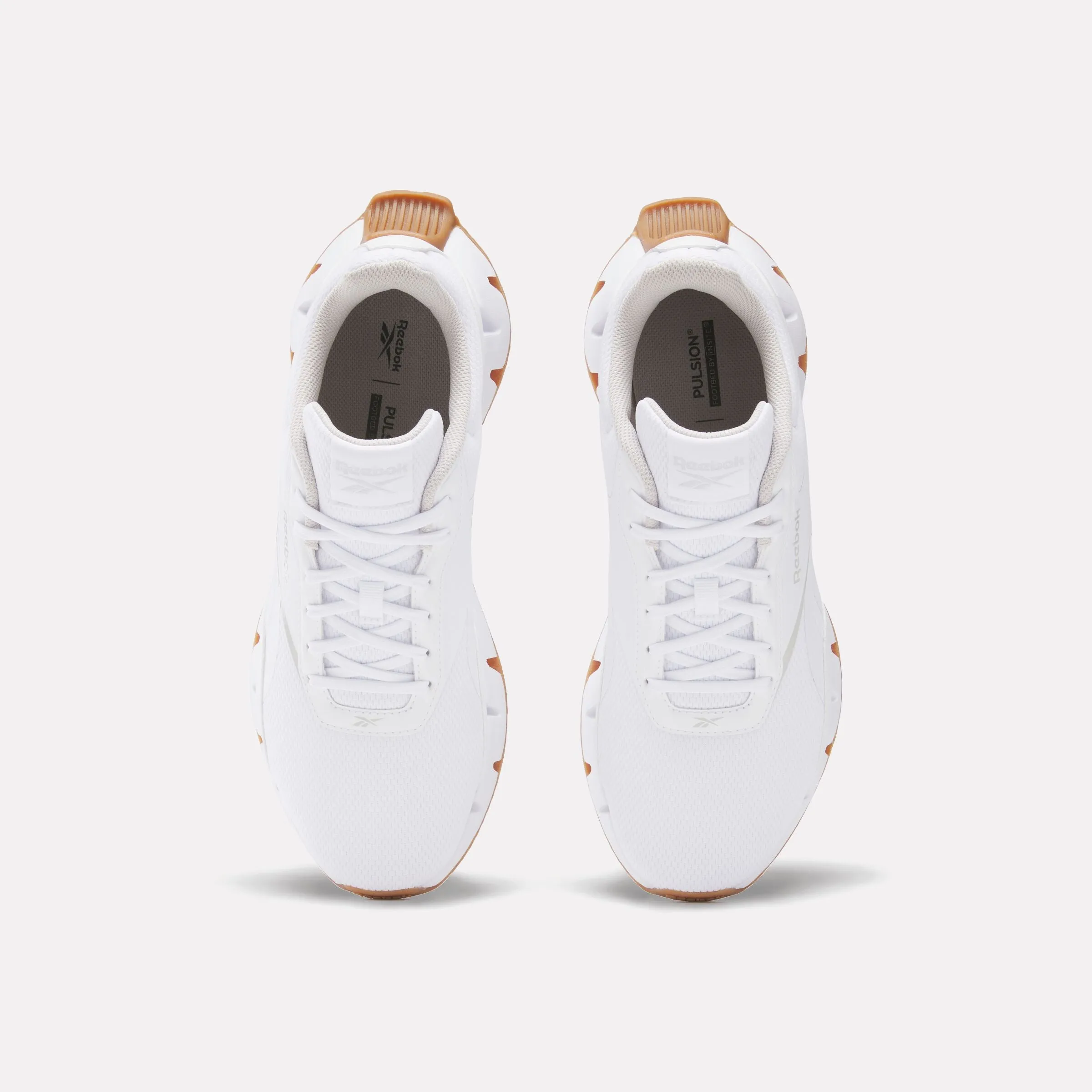 Dark color mud running footwear Zig Dynamica STR Shoes