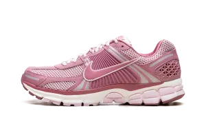Zoom Vomero 5 WMNS "Elemental Pink" Metallic