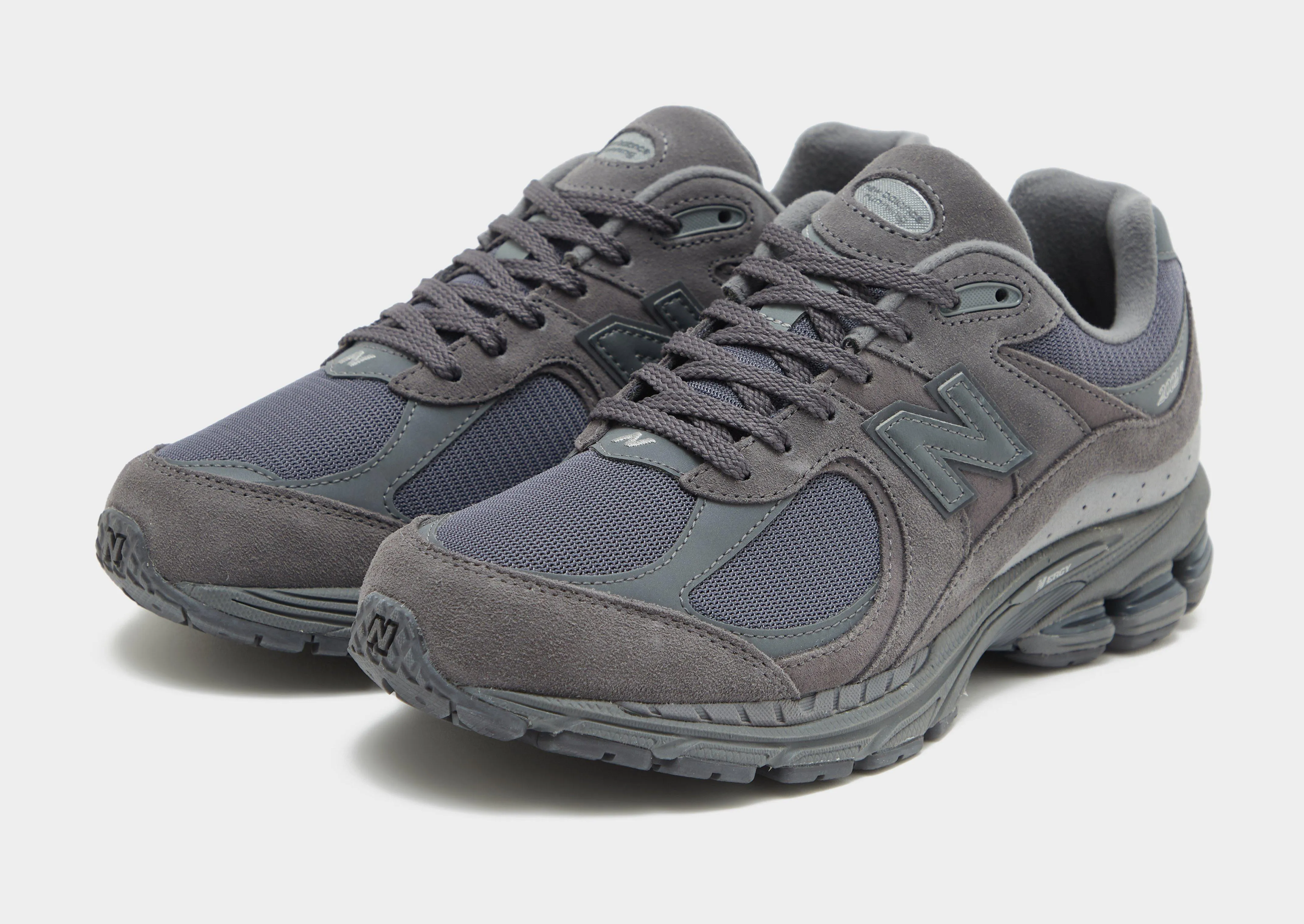 2002R Neutral Footwear