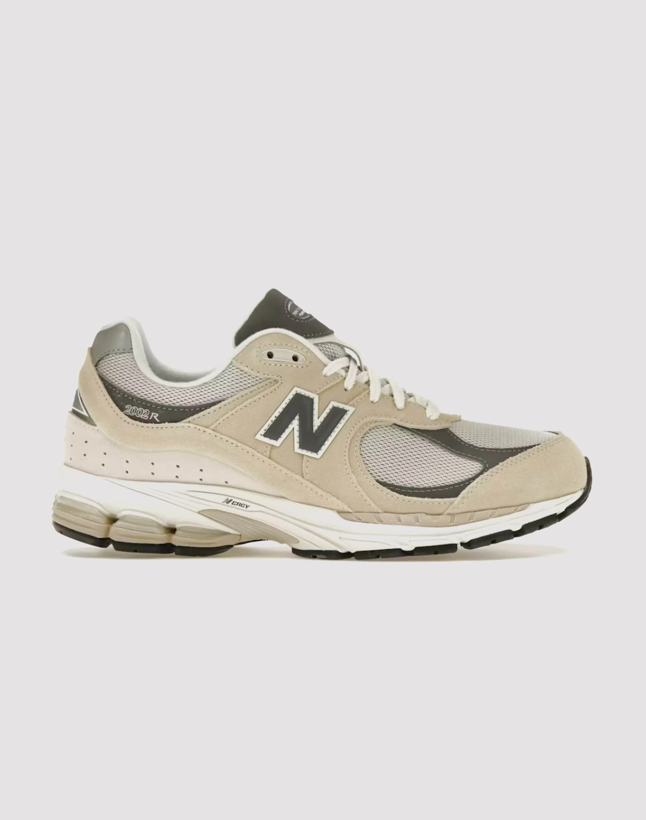 Matte Edge New Balance 2002R