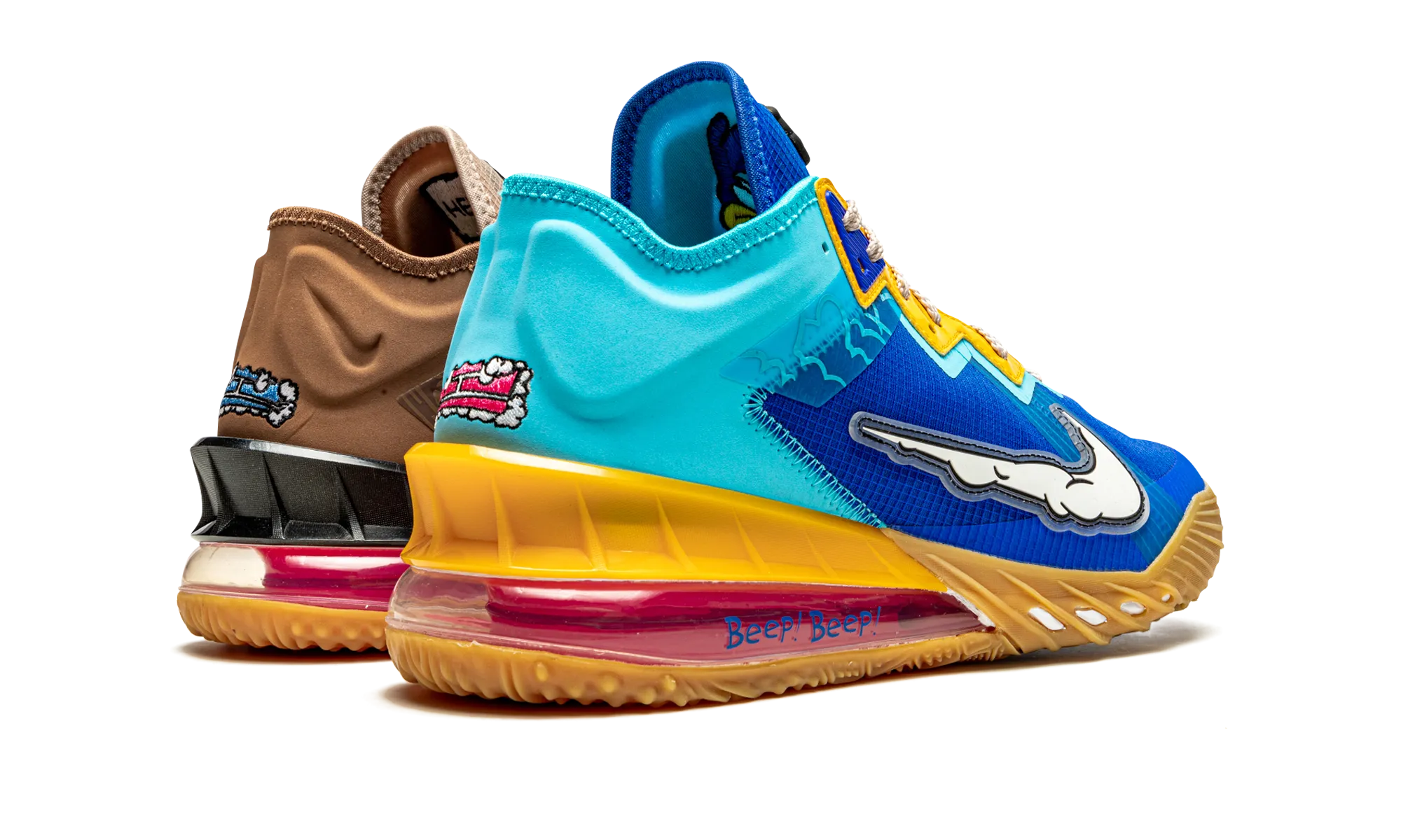 Seamless Upper LeBron 18 Low "Wile E. Coyote vs Roadrunner"