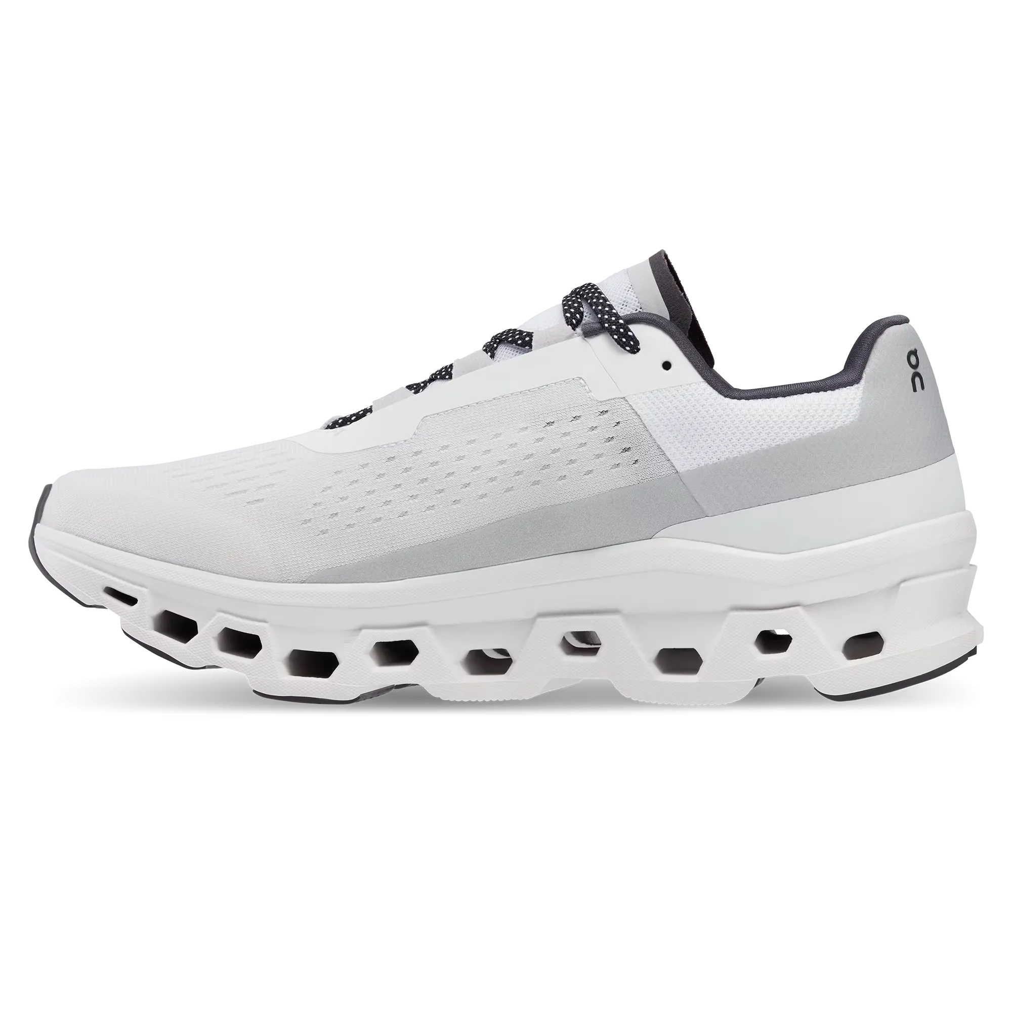 Adjustable Laces Tidy look M On Cloudmonster 61.98434