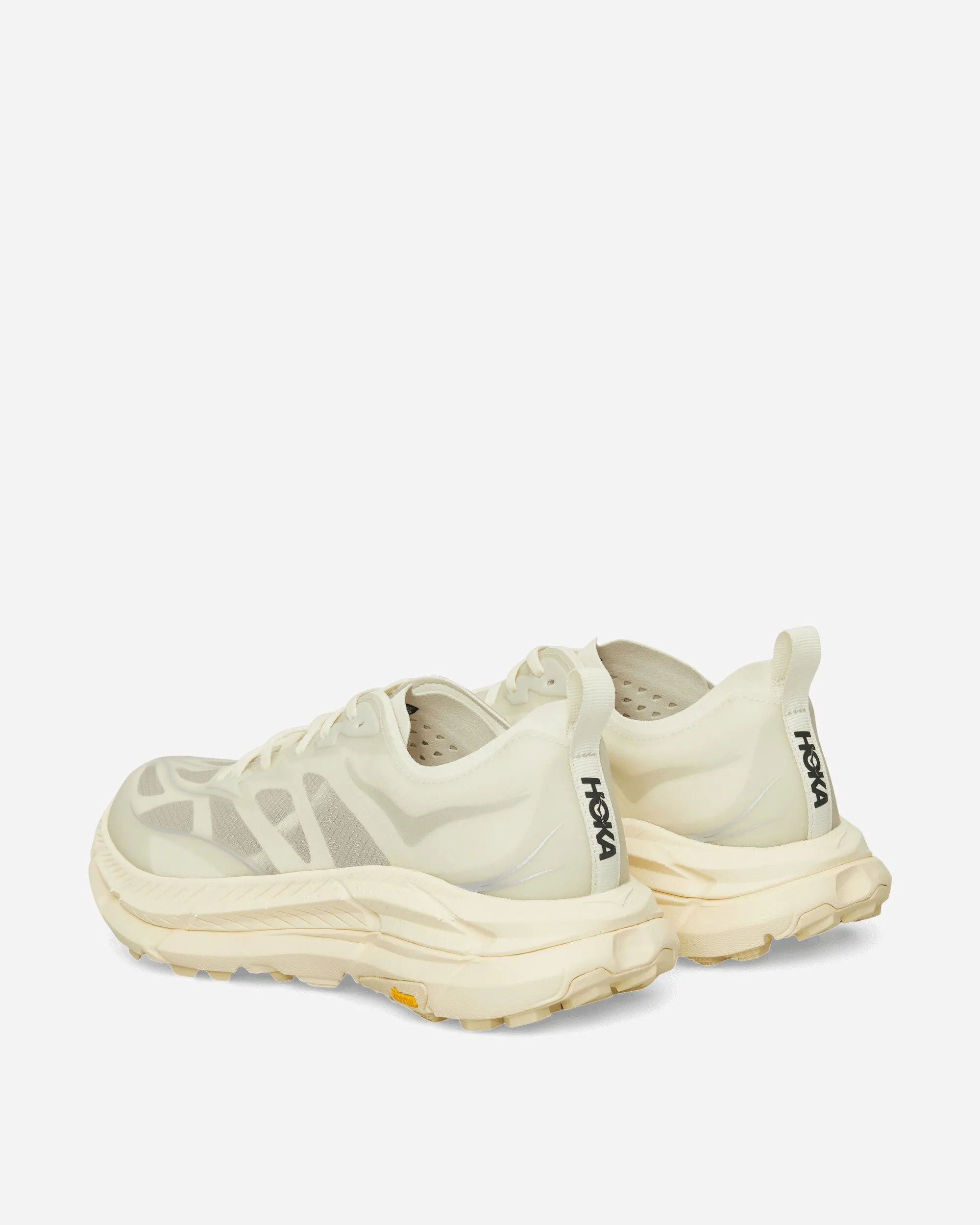 Lightweight EVA Foam Torsion Control Arch Mafate Speed 4 Lite Sneakers Truffle Salt / Vintage Yellow