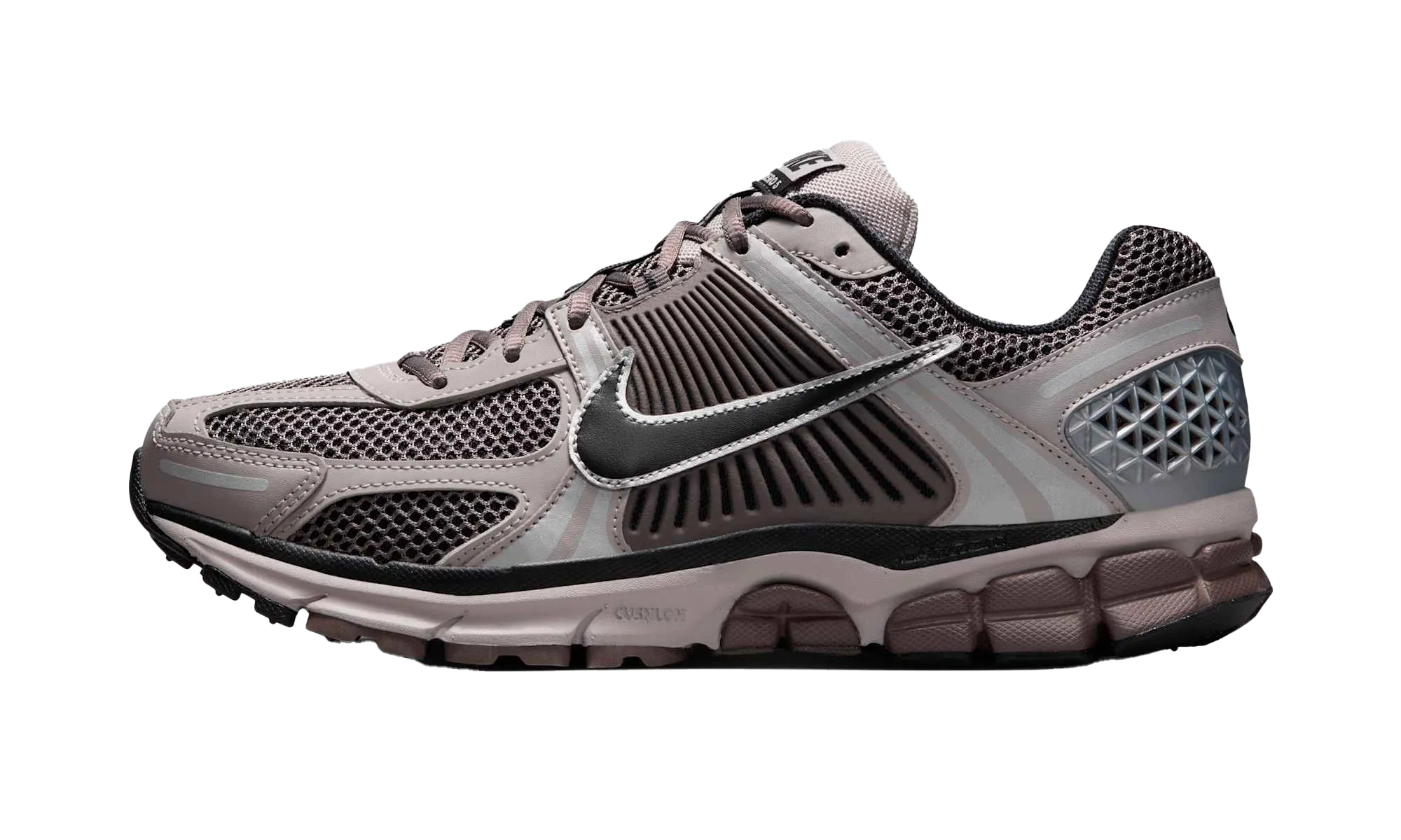 Zoom Vomero 5 "Cave Stone" sprinter's shoe preference