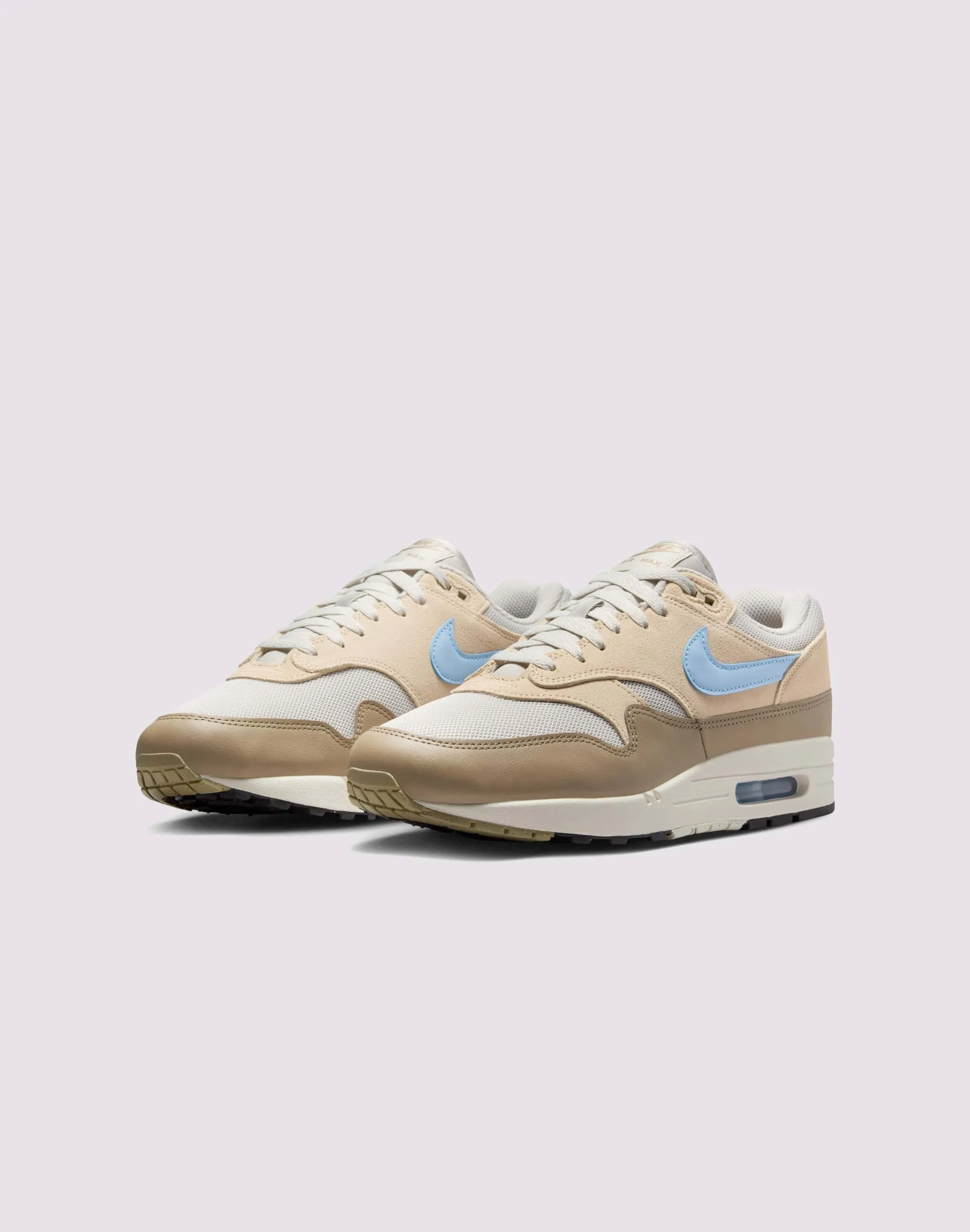 Secure fit Nike Air Max 1 Essential