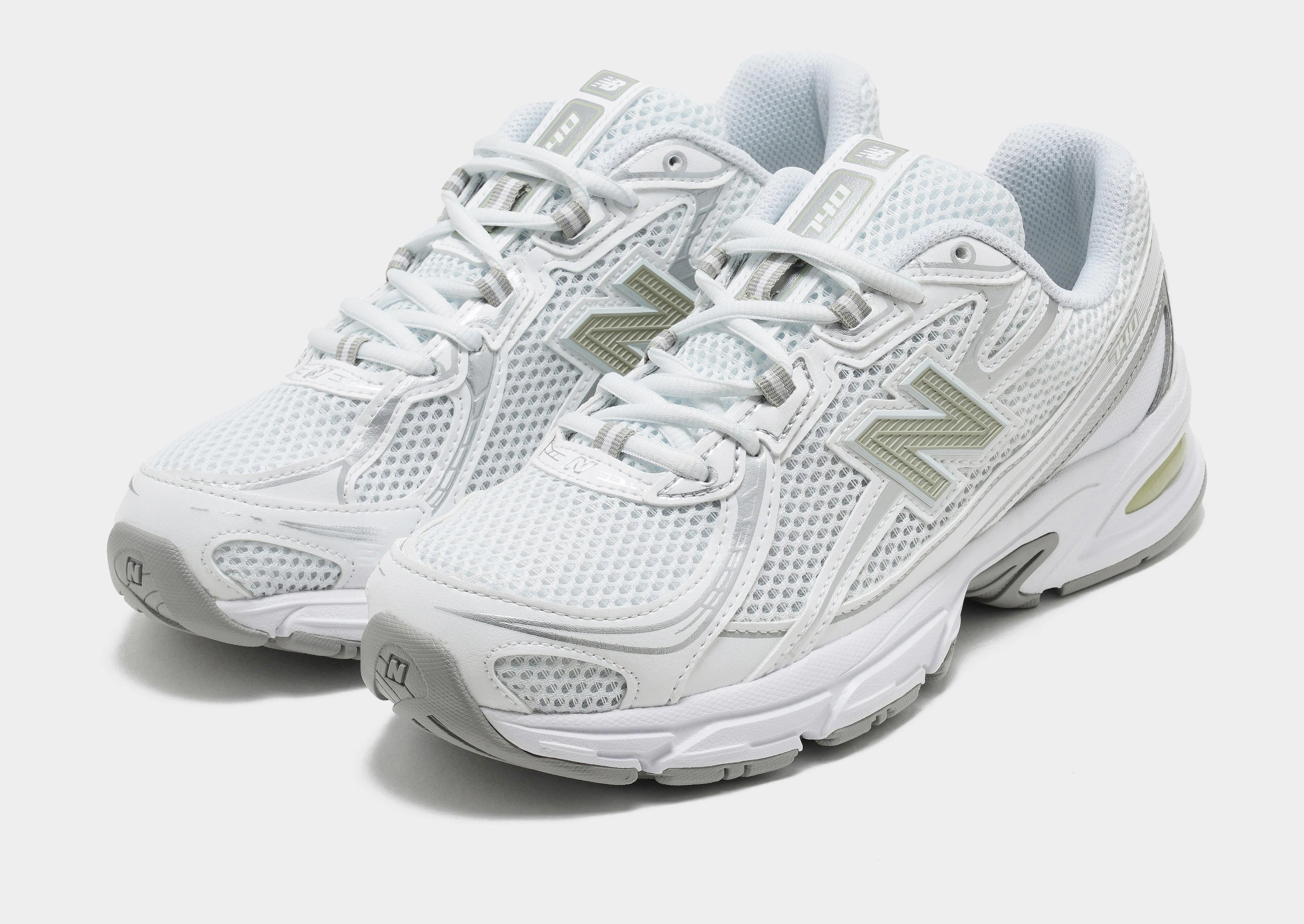 740 Heat Dissipating Design