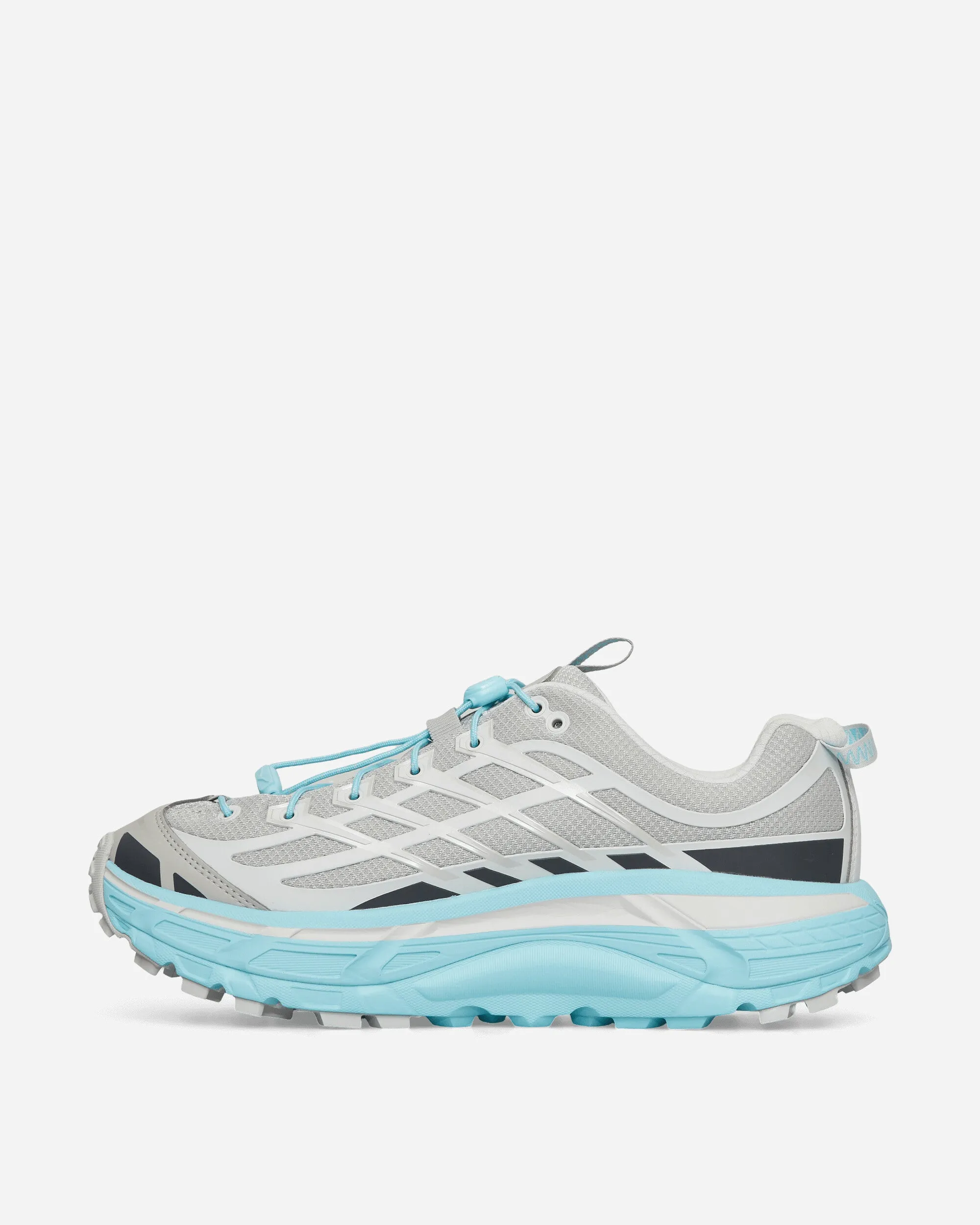 Dynamic Sole Trendy Performance Mafate Three2 Sneakers Stardust / Cloudless