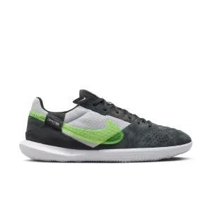 Field Drill Kicking Action Nike Streetgato Indoor Court Shoe