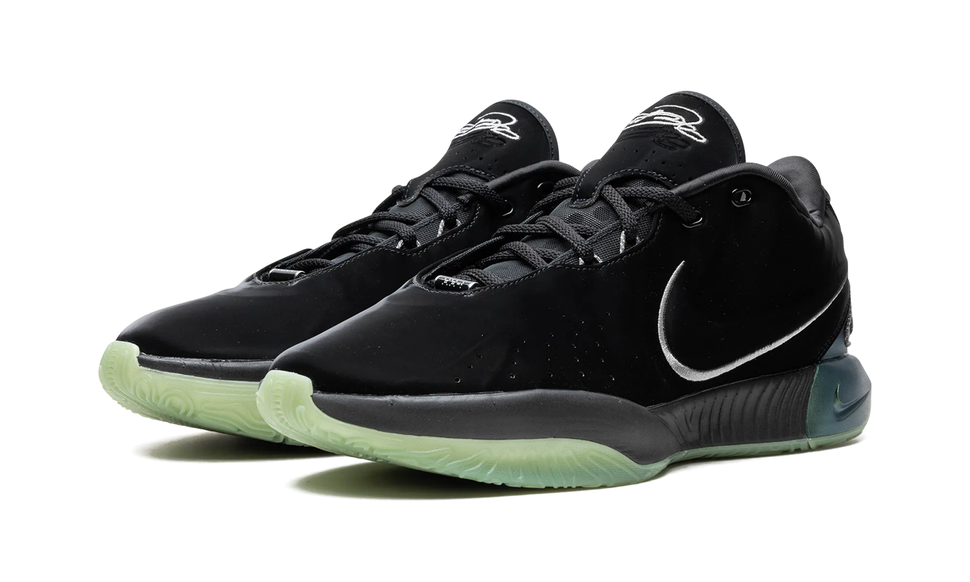 LeBron 21 "Tahitian" Cushioning Reinforced Eyelets