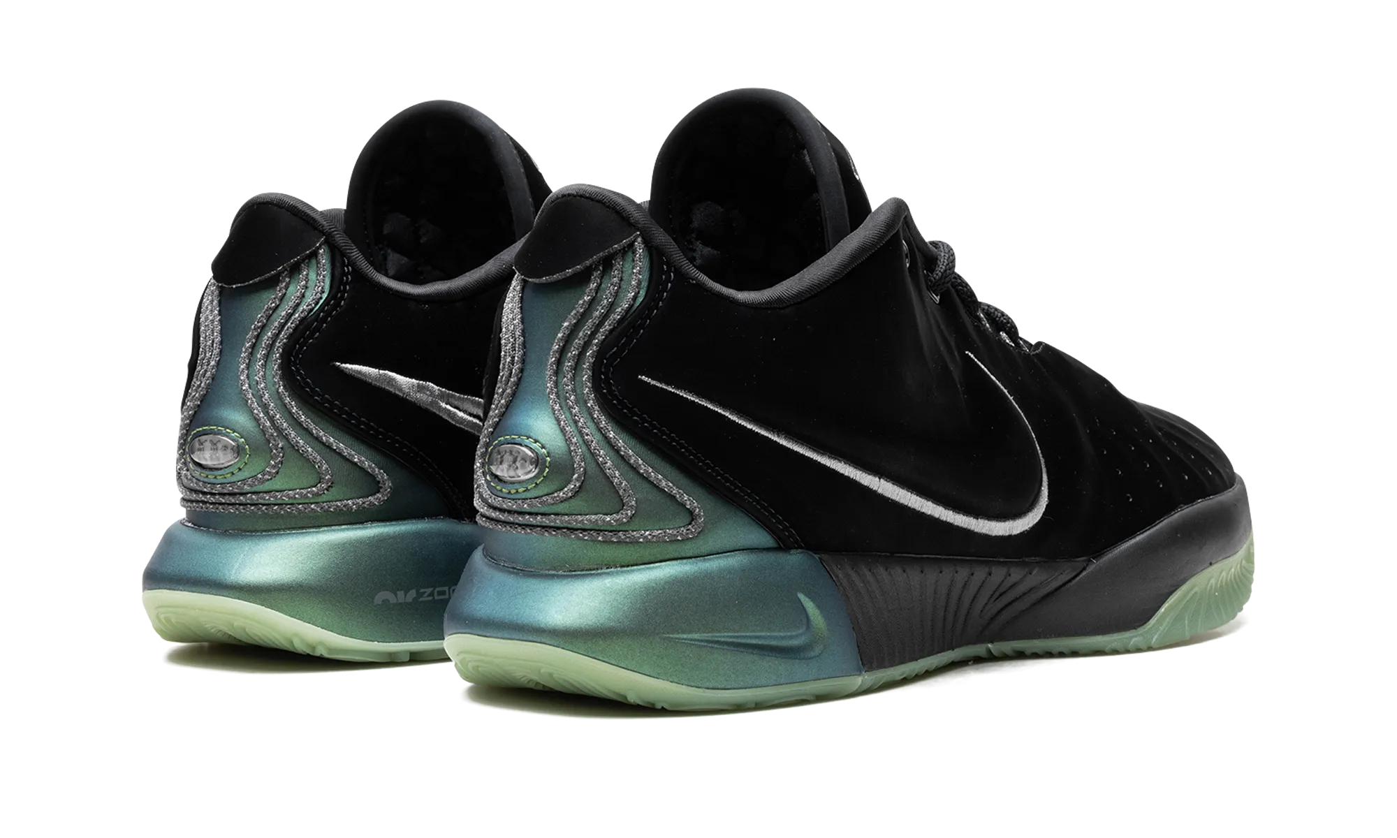 Ventilation Channel Construction LeBron 21 "Tahitian"
