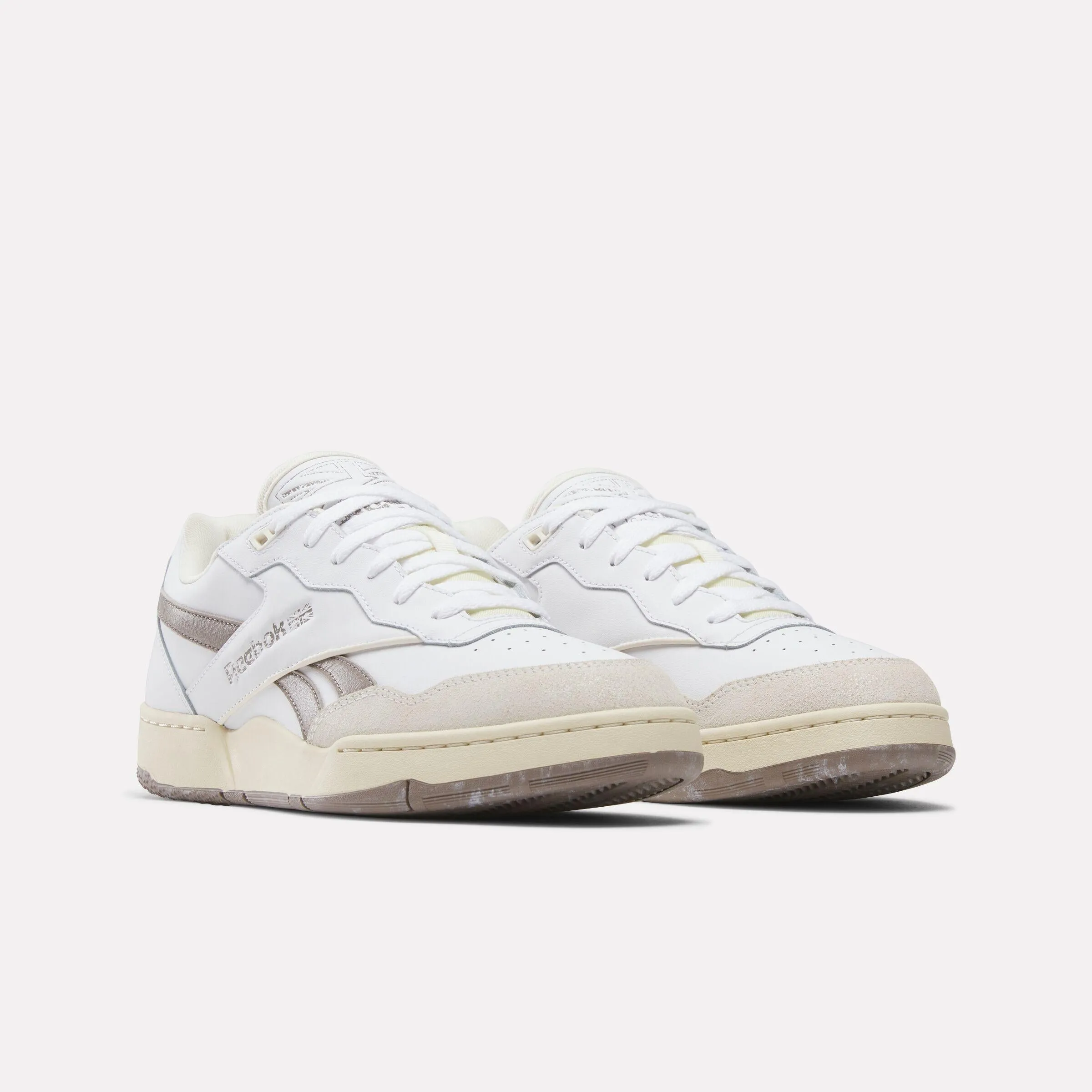 Comfort arch Reebok Footwear Men BB 4000 II Basketball Shoes WHITE/GRITTYGREY/VINTAGECHALK