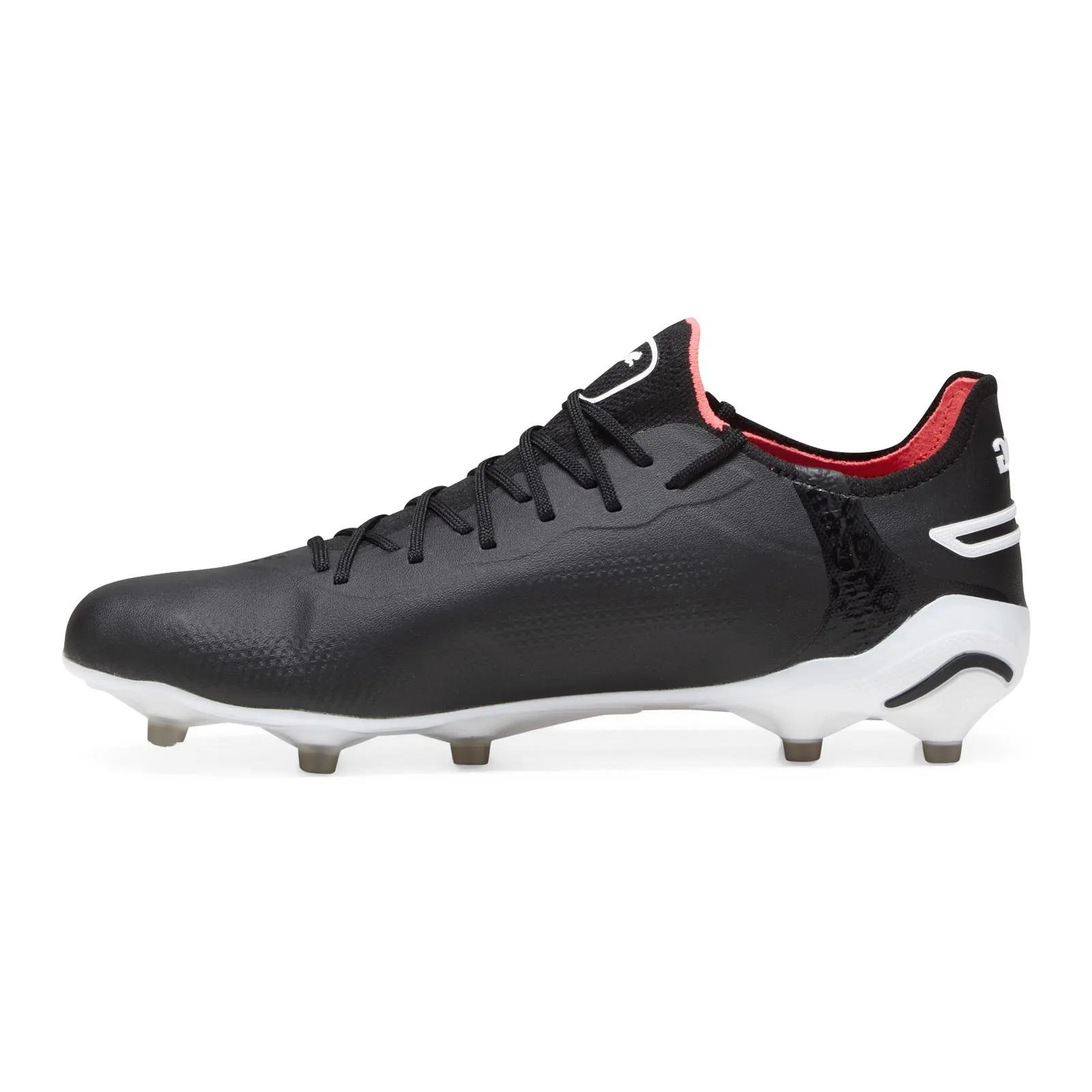 Puma King Ultimate FG Blk/Wht Breathable Fit Defense Core