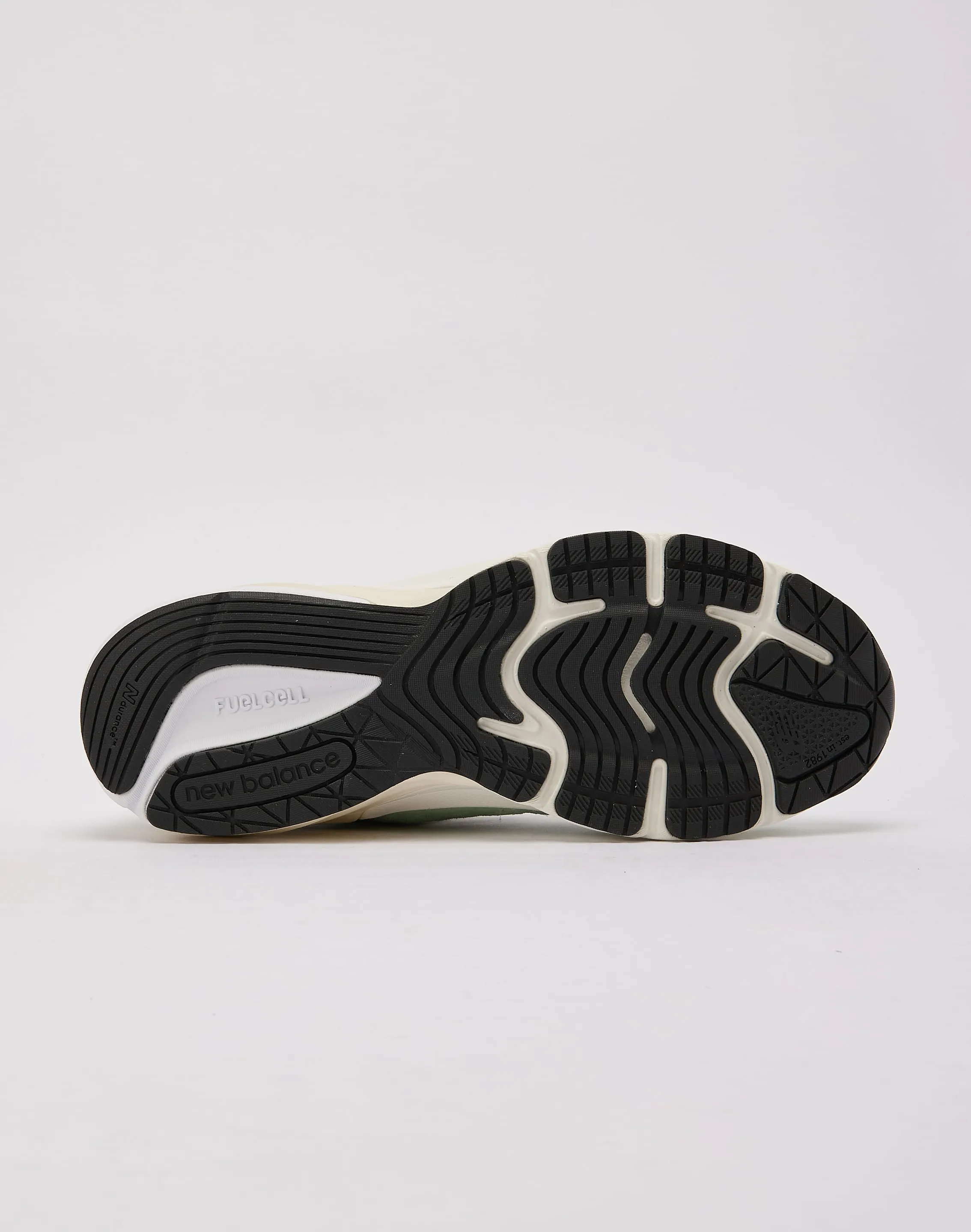 New Balance MADE In USA 990v6 orthopedic Flexible Design