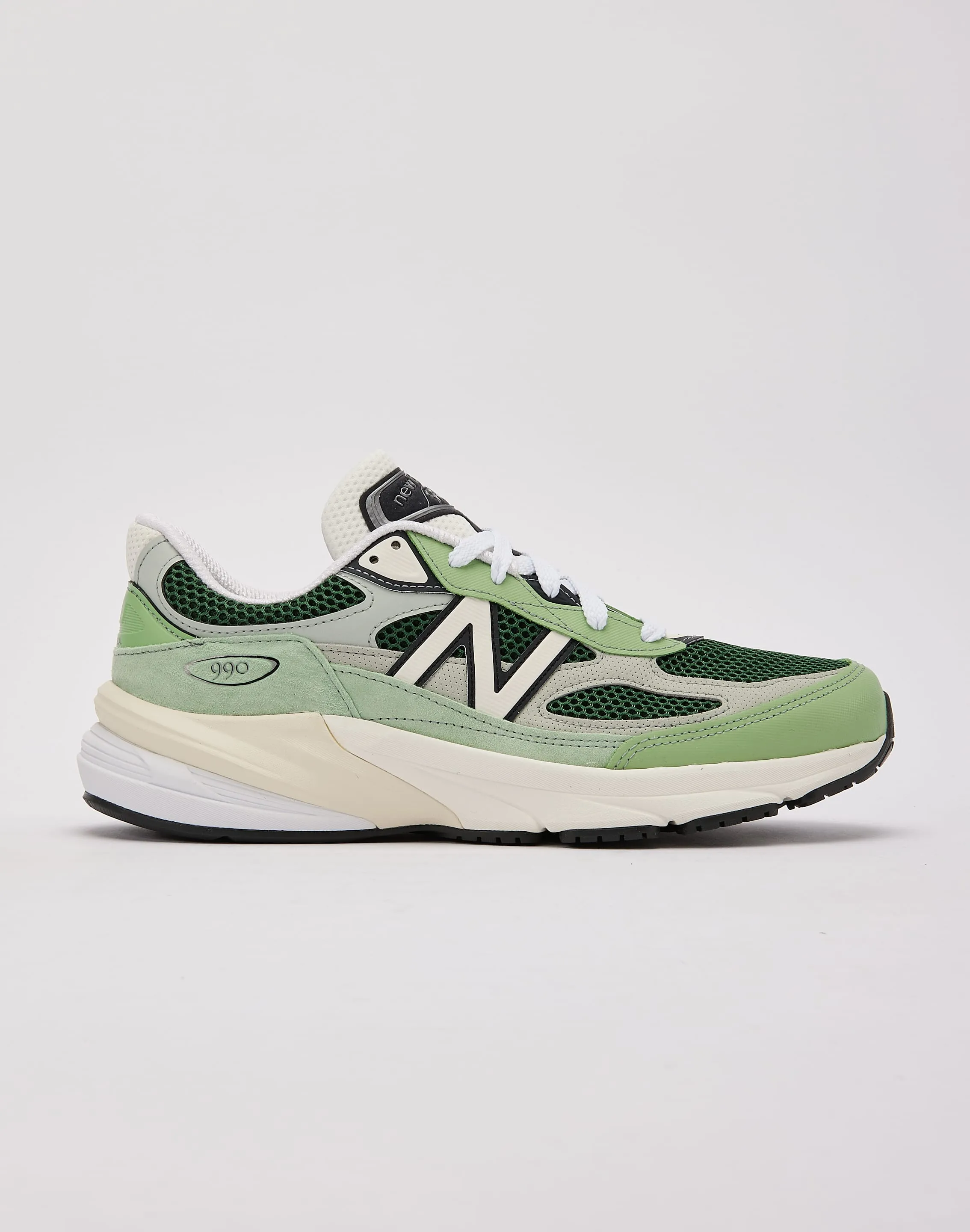 New Balance MADE In USA 990v6 Star Walk Flexible Sole