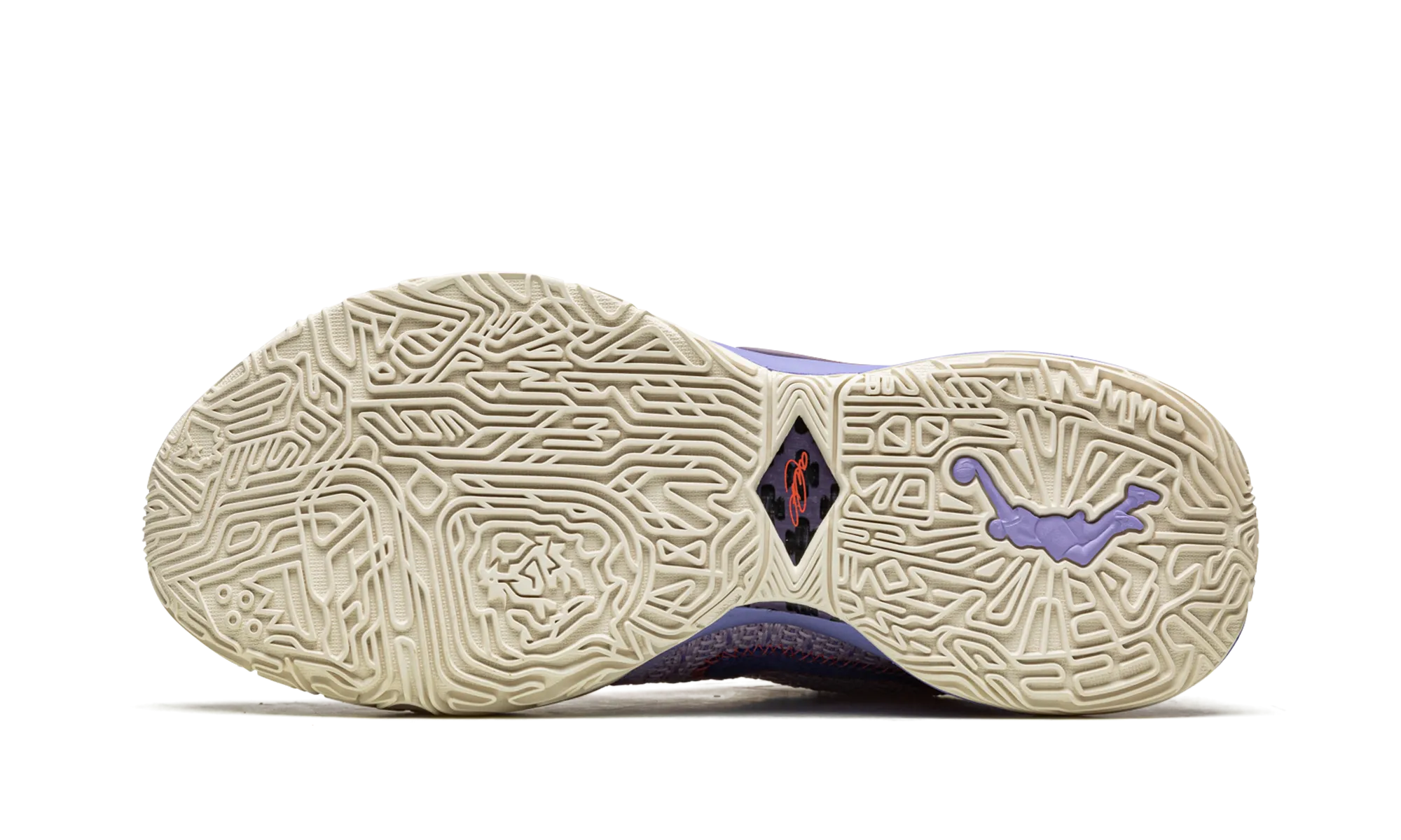 LeBron 20 "Violet Frost" Core Control Zone
