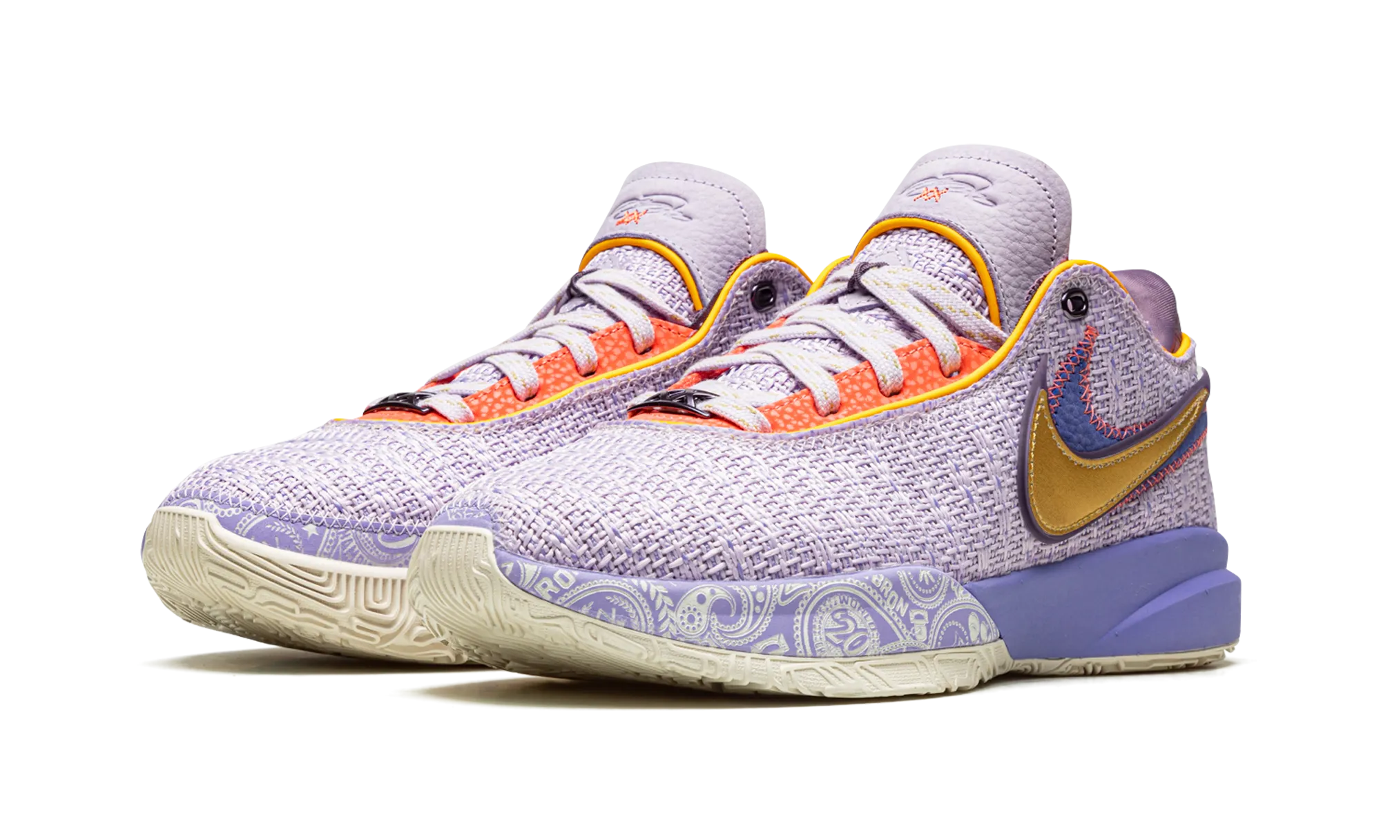 Abrasion Resistant Collar LeBron 20 "Violet Frost"