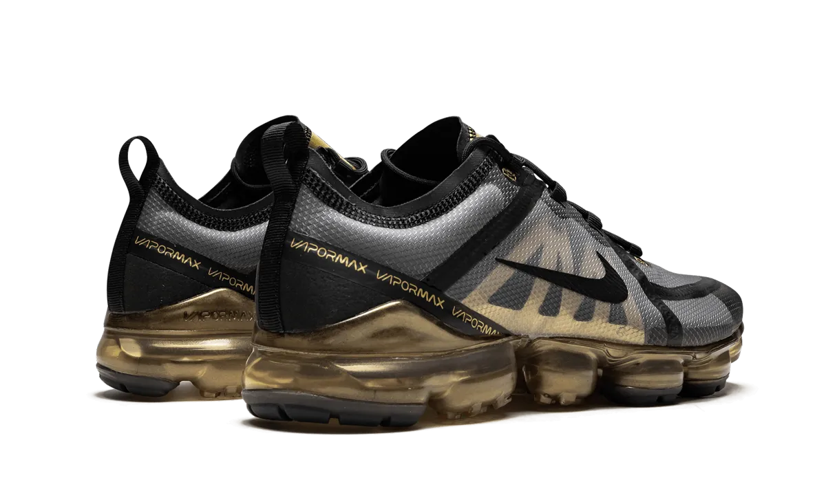 outdoor - style shoes retirement - themed running shoes Air Vapormax 2019 "Metallic Gold"