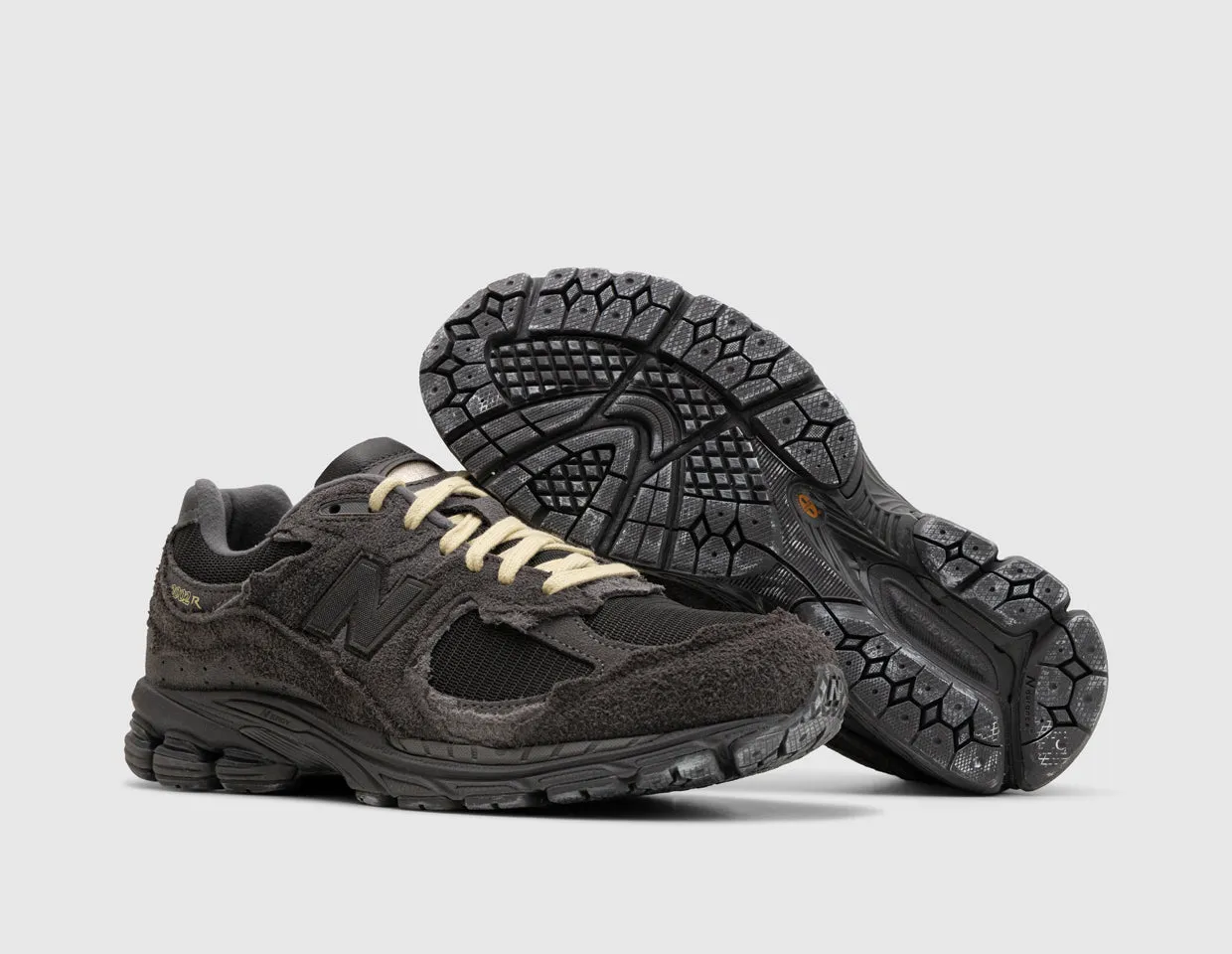 All-around cushioning Blown Rubber Traction New Balance 2002R Refined Future / Licorice - size? exclusive