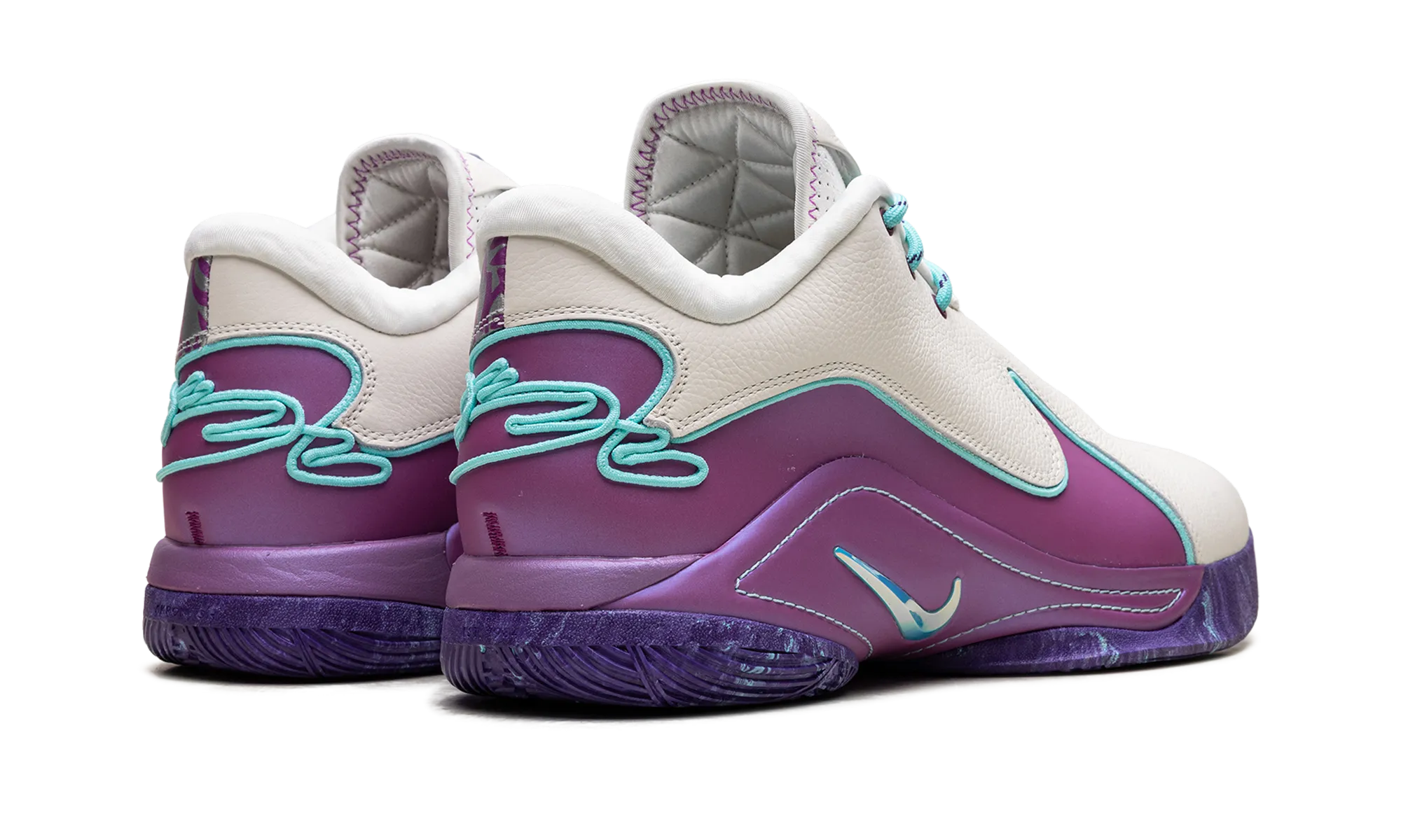 LeBron 22 "Frozen Grapes" EasyToClean Sneakers Mesh Upper