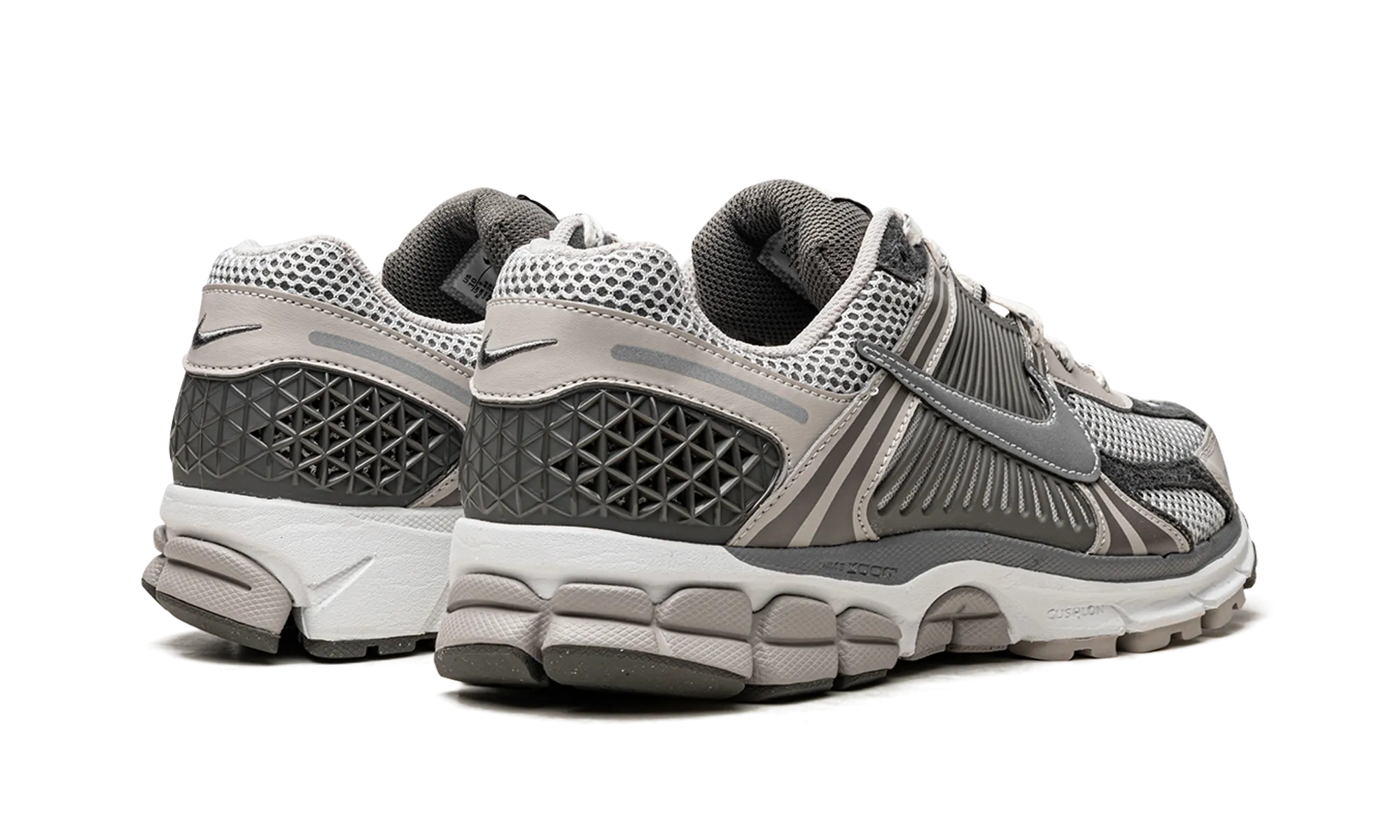 Zumba cruelty - free Zoom Vomero 5 "Iron Ore"