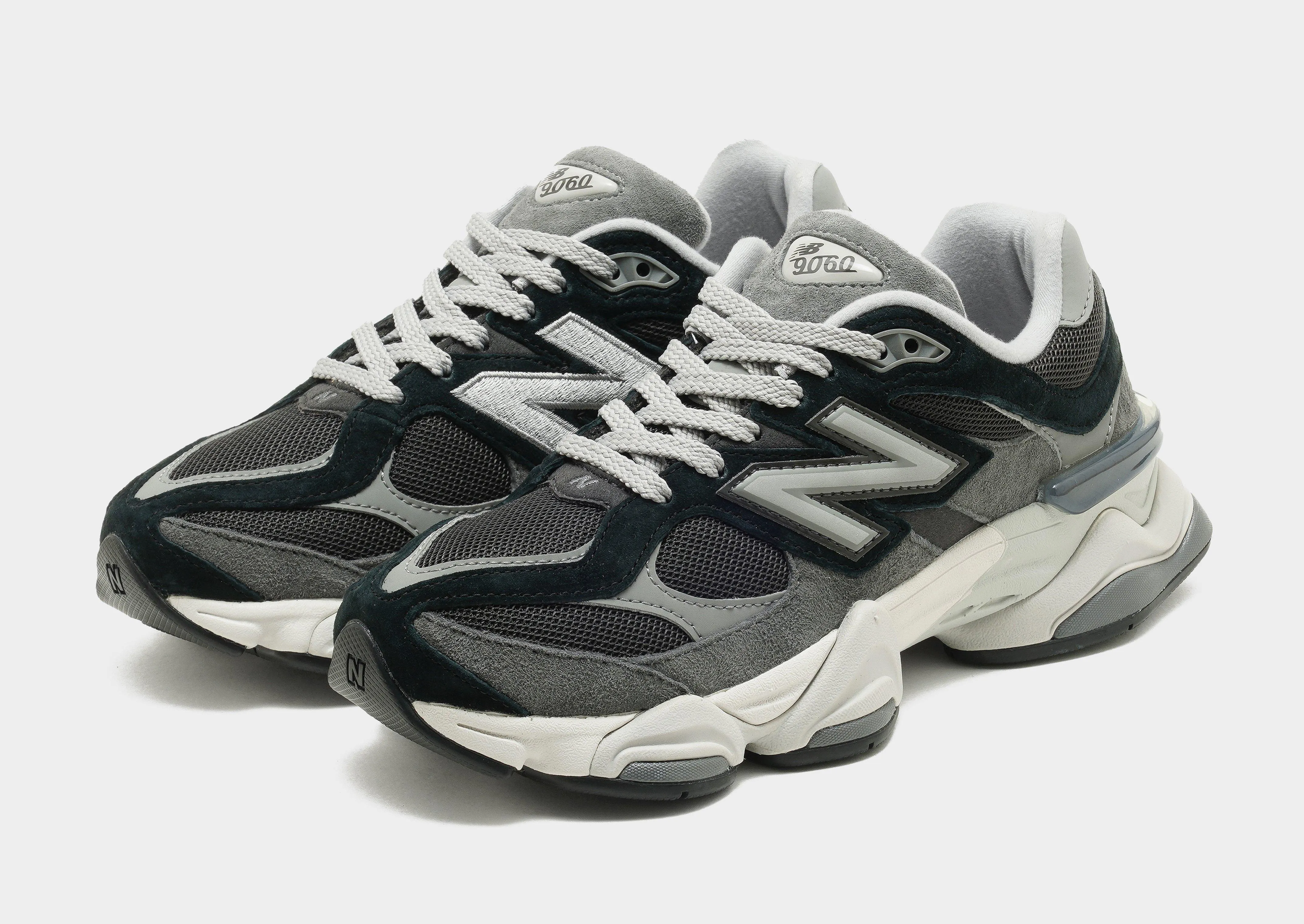 9060 Reflective details