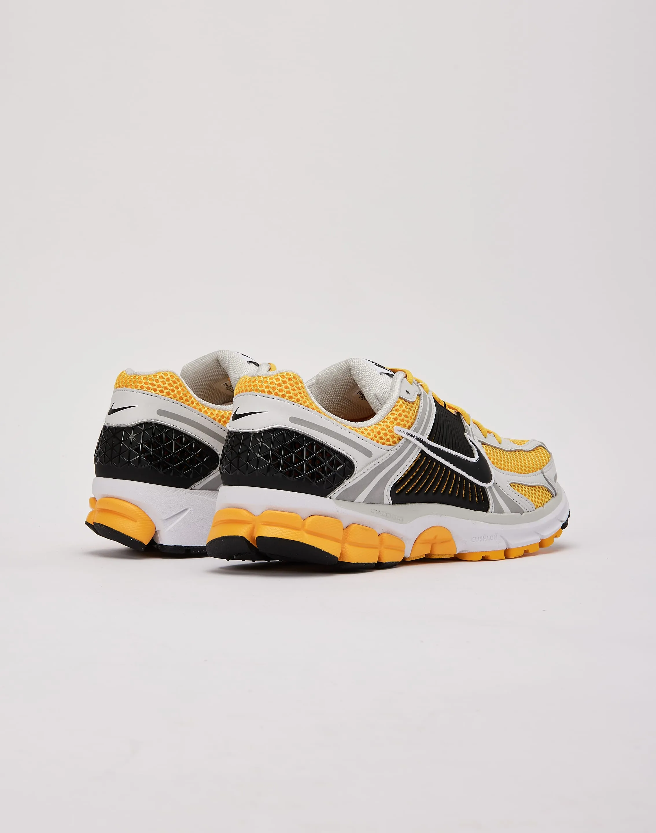 Nike Zoom Vomero 5 Play Mode