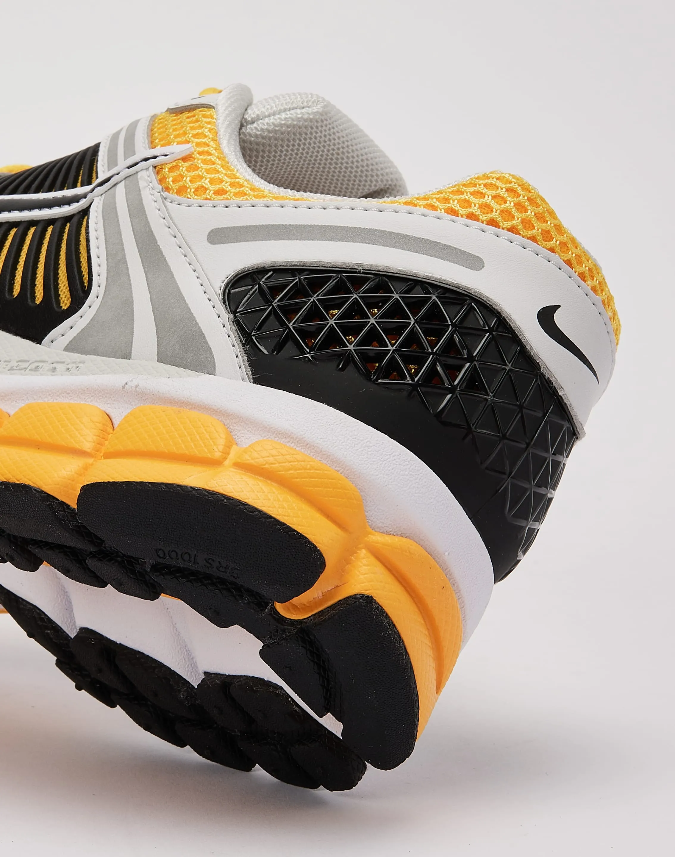 Moist Guard Skin Soft Nike Zoom Vomero 5