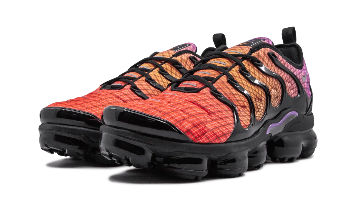 Air Vapormax Plus sleek - look orthotic - friendly