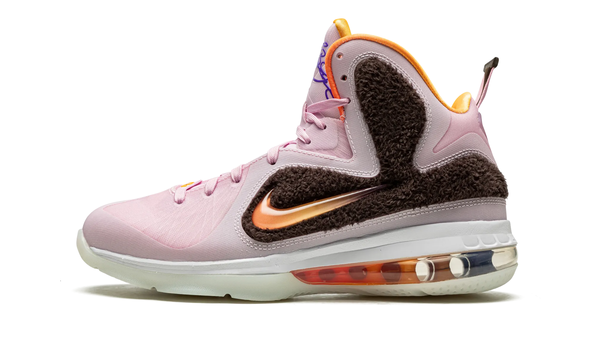 Contoured Heel Cup Control Driven Build LeBron 9 "King of LA (2022)"