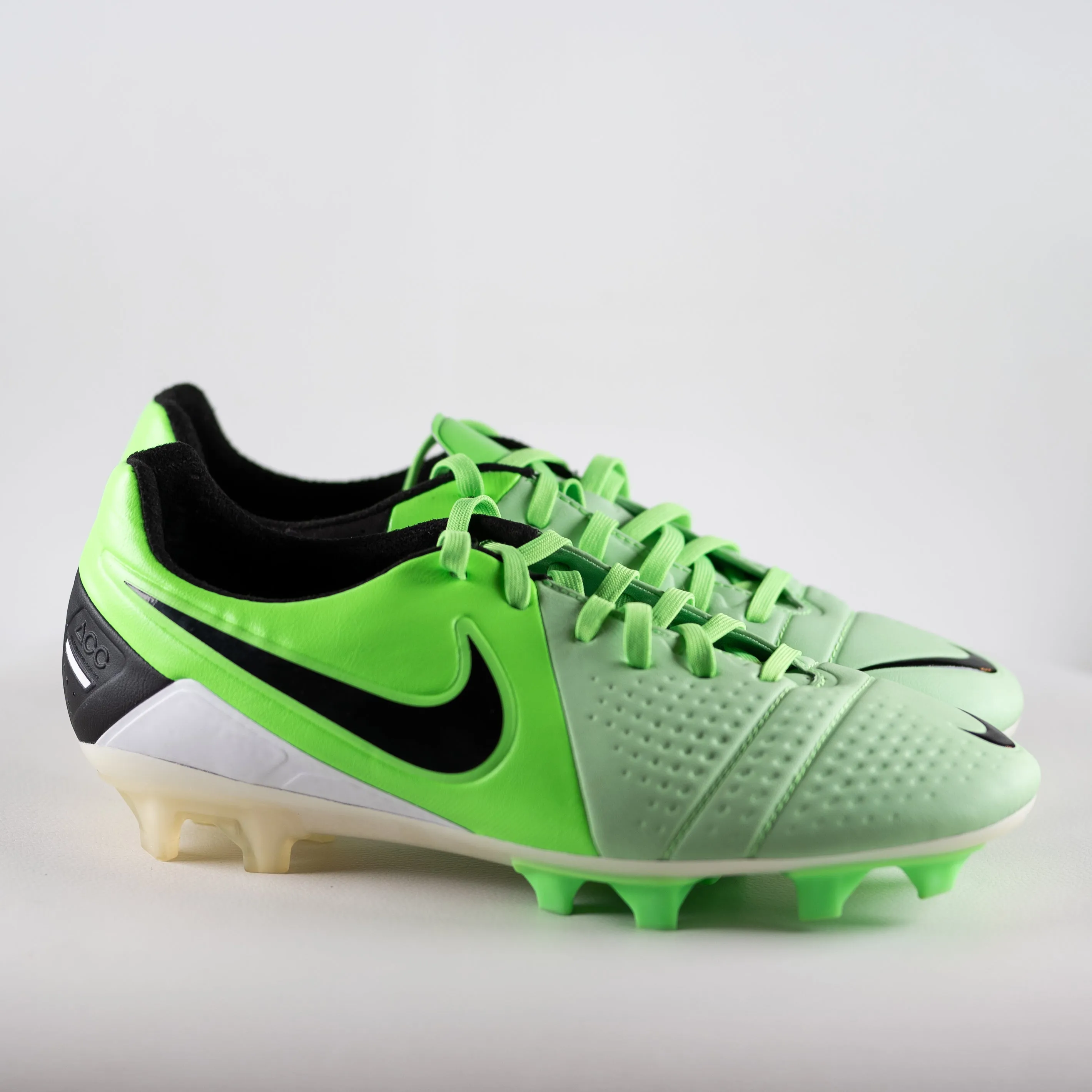 Nike CTR360 Maestri III FG Game Essentials