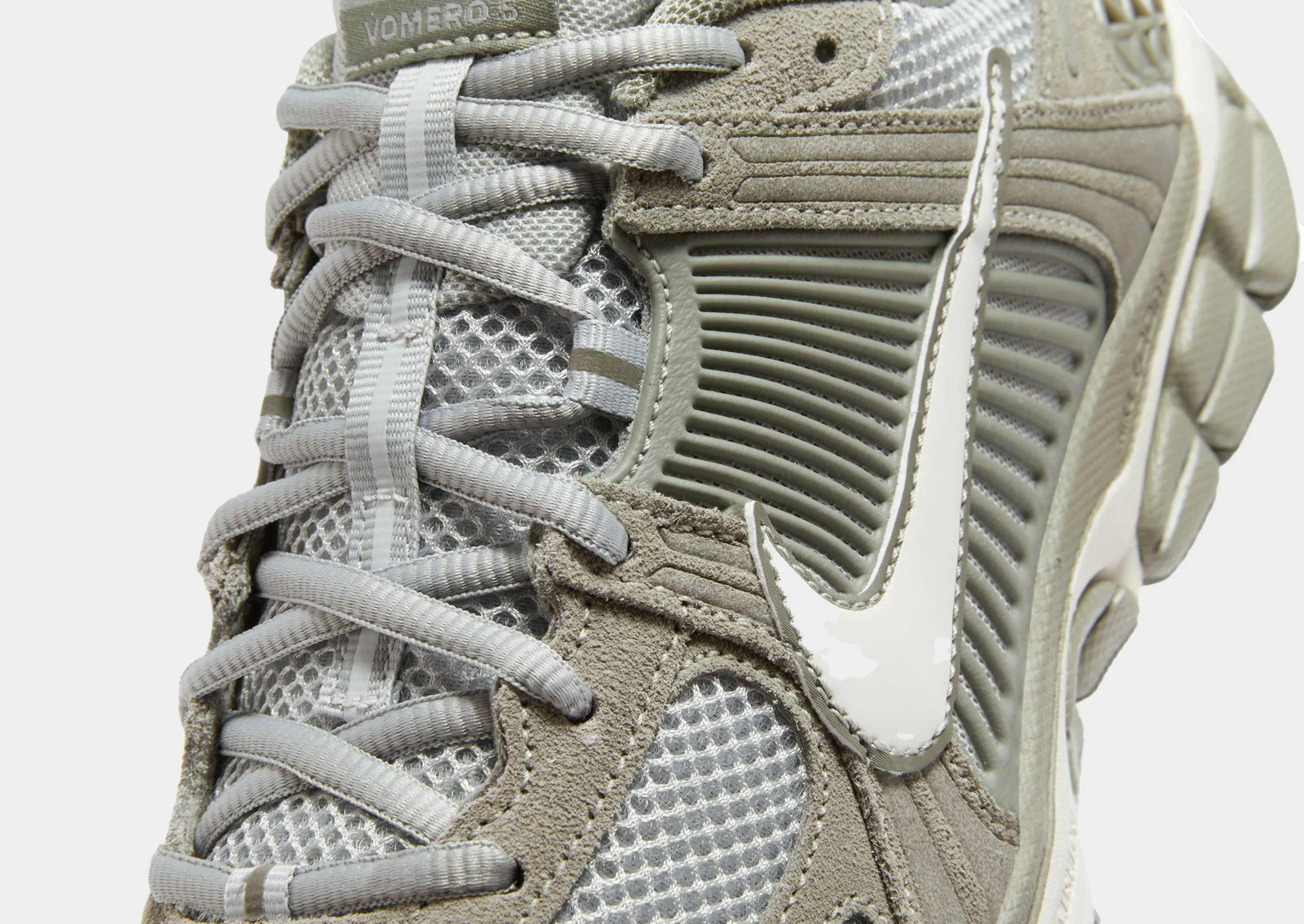 LightweightConstruction Zoom Vomero 5