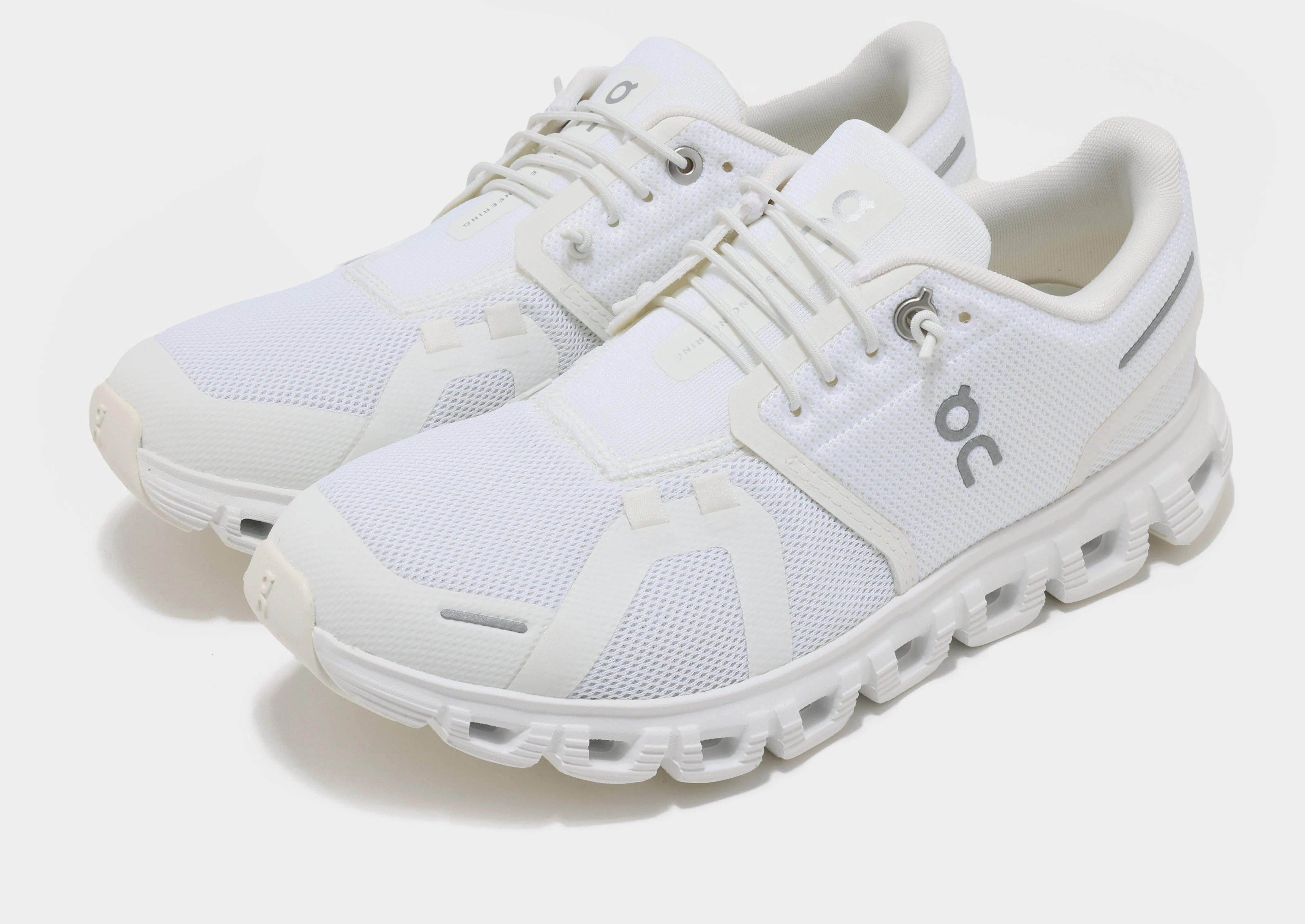 Cloud 6 Women's Motion Flow Walk Friendly