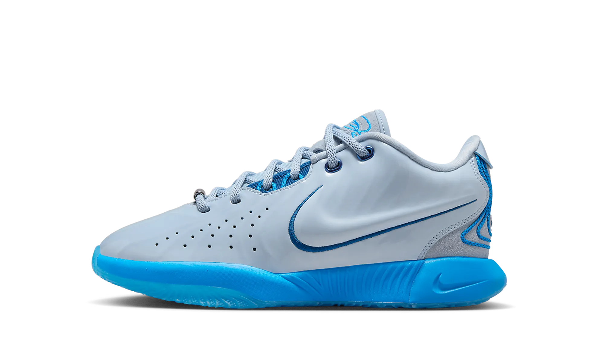 LeBron 21 "Diver" Zero Drop Sole Configuration