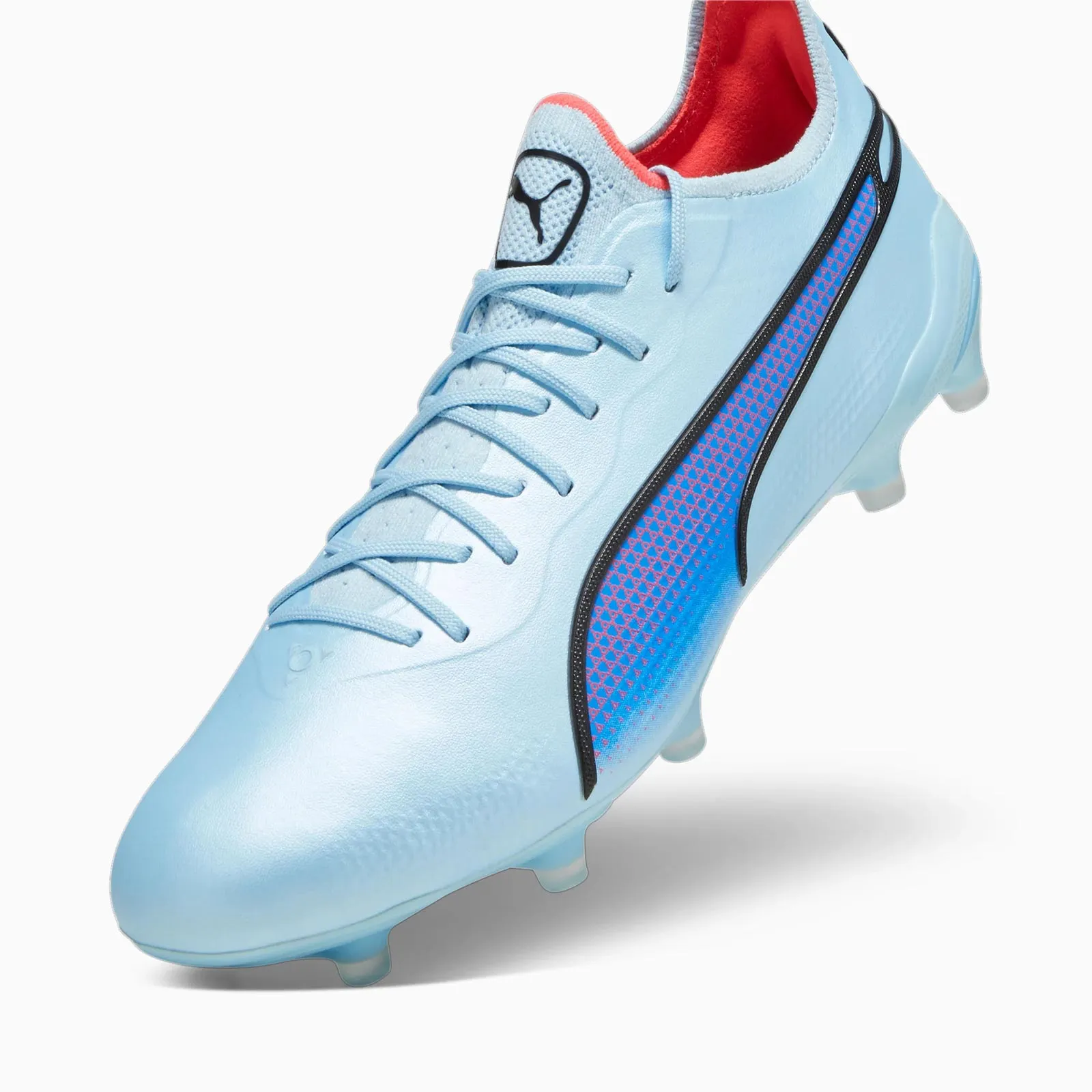 Foot Performance Turf Focus Puma King Ultimate FG White