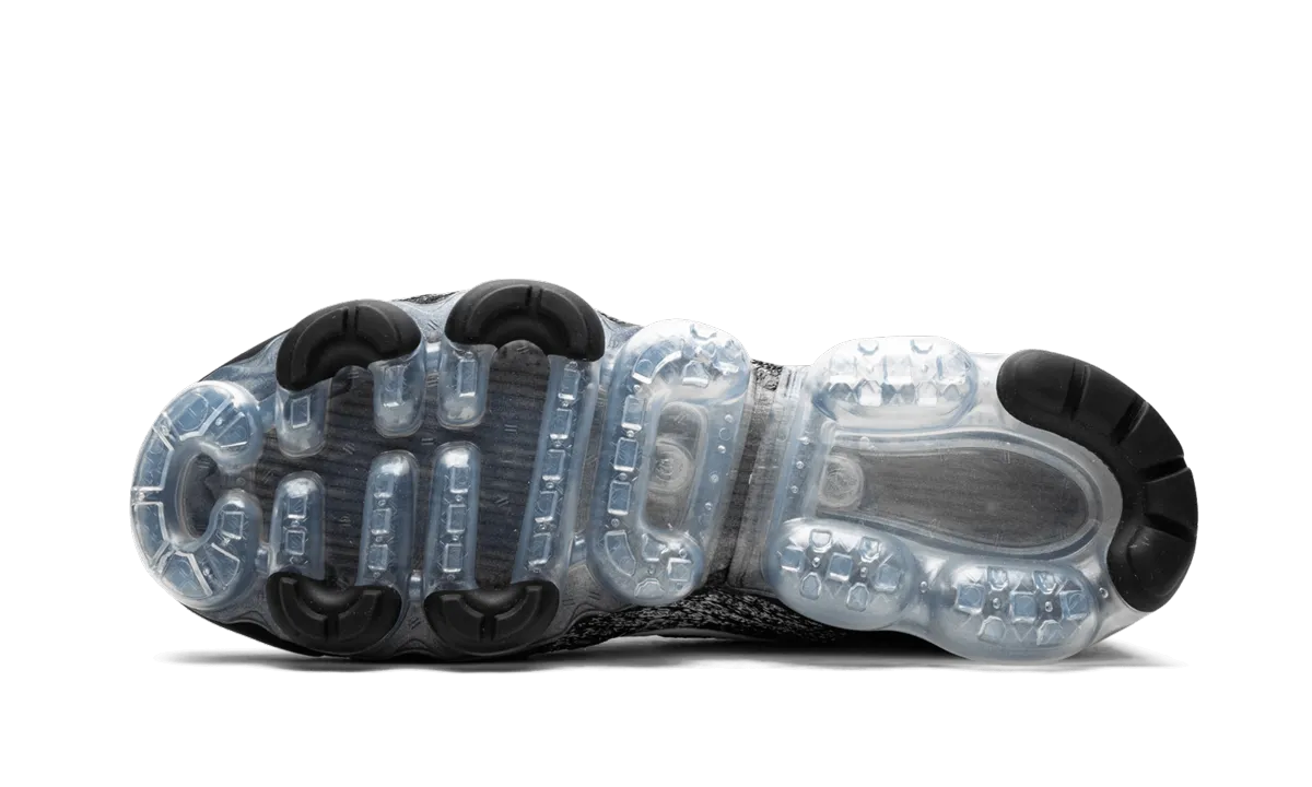 Air Vapormax Flyknit 3 Fantastic features running in a wooden bridge area shoes