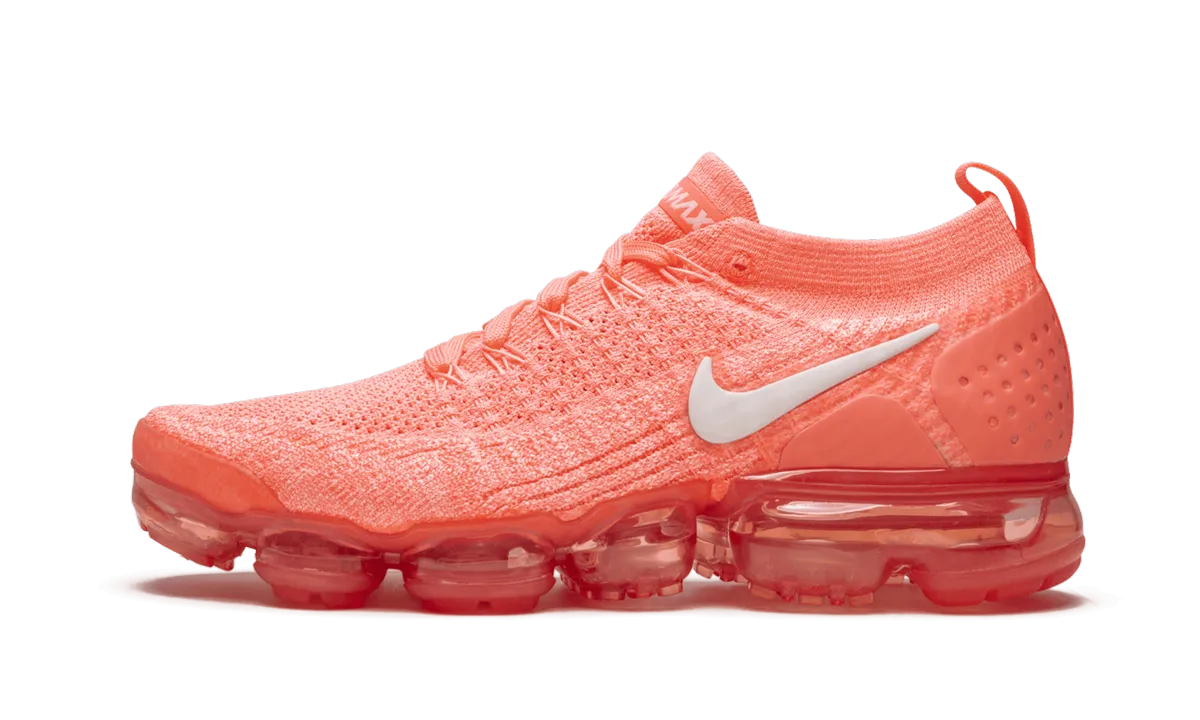 AIR VAPORMAX FLYKNIT 2 WMNS "Crimson Pulse" running in a bamboo bridge area shoes