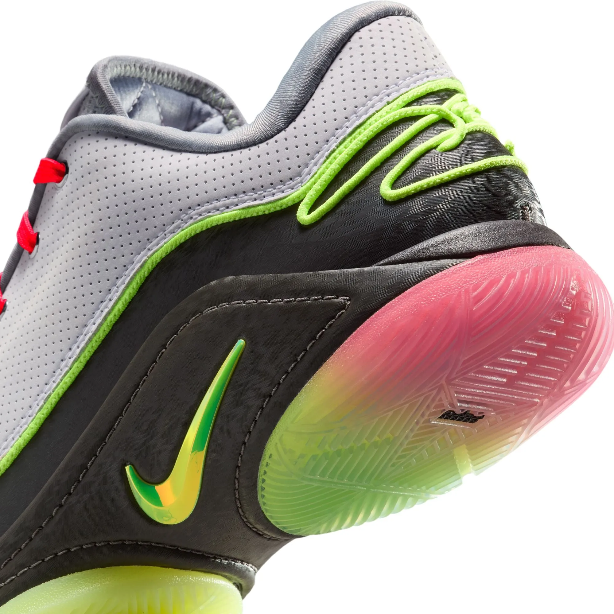 Microfiber Layered Lining LeBron XXII: Crown Jewel
