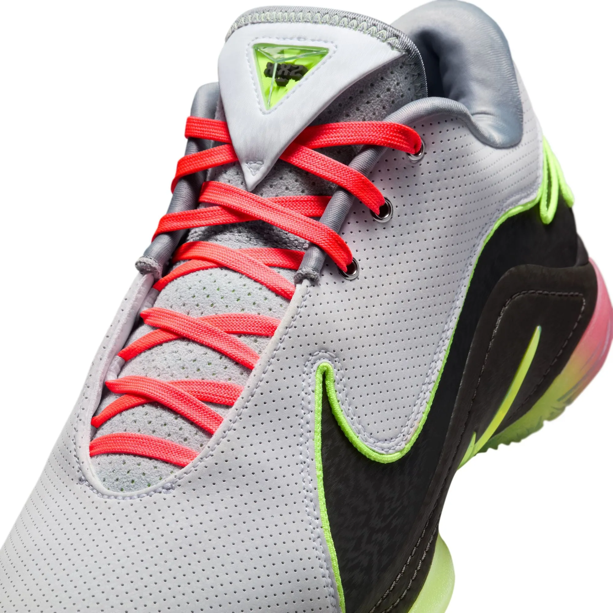 Easy On And Off LeBron XXII: Crown Jewel