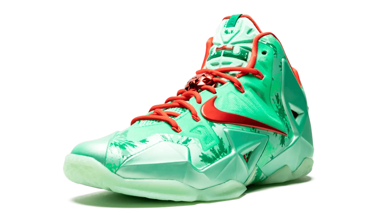 Strategic Traction Pattern Lebron 11 "Christmas"