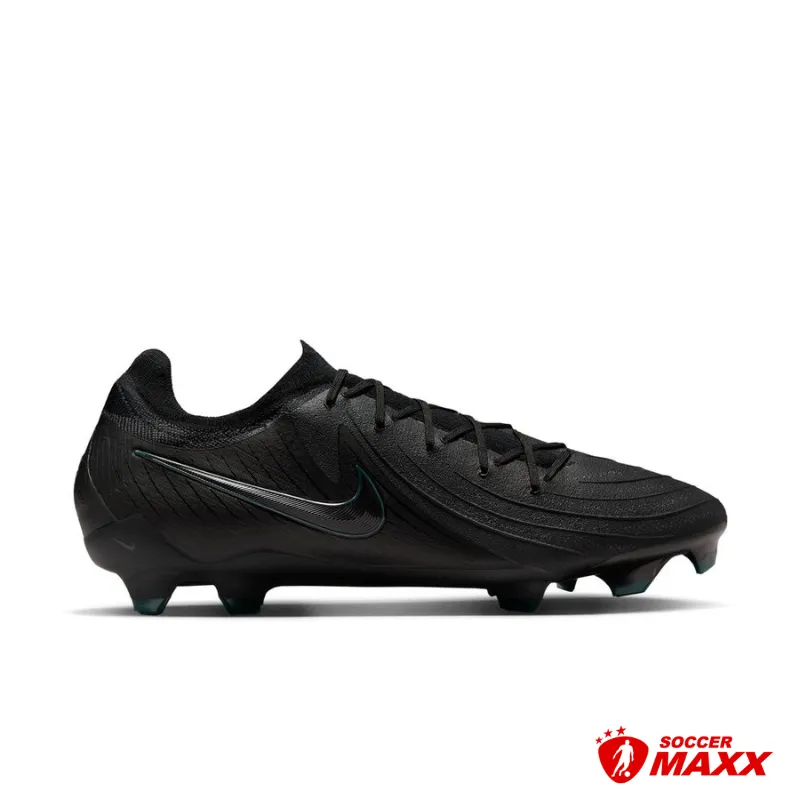 High Agility Nike Phantom GX II Pro Firm Ground Cleats