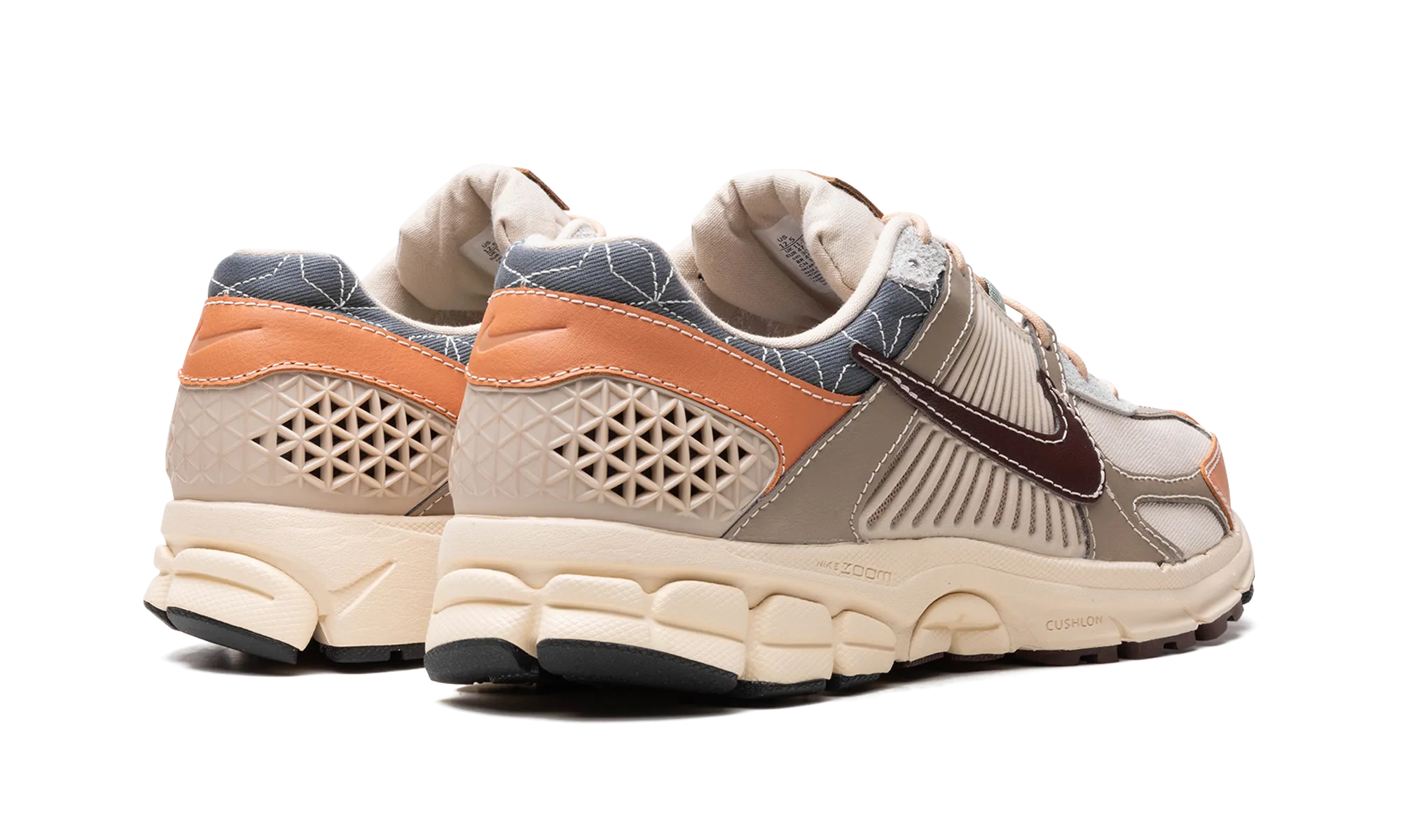 on - road running shoe proficiency Non   Slip Outsole Zoom Vomero 5 "Sanddrift / Muslin / Khaki / Earth"