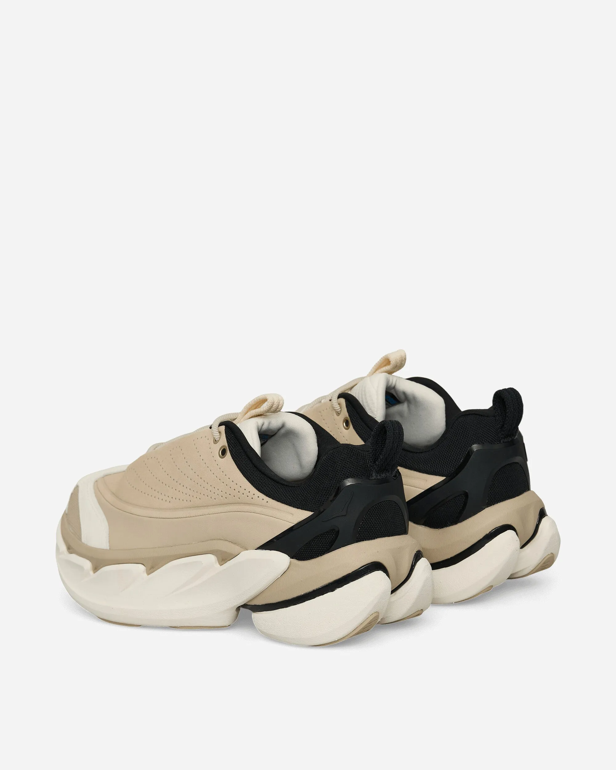 Elevon X Sneakers Alabaster / Rawlinen Light Control Durable Outsoles