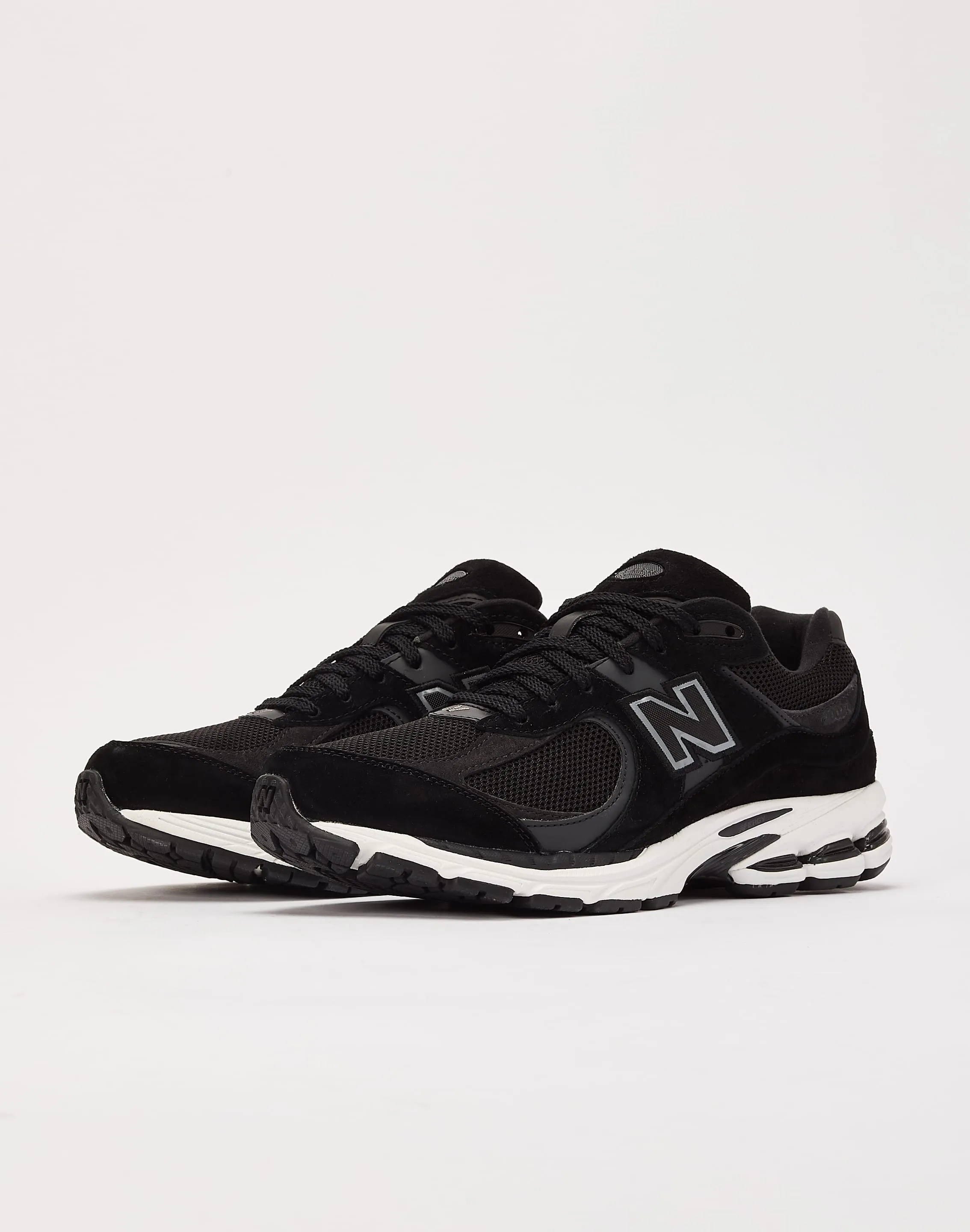 Satin Glow Synthetic Upper New Balance 2002R